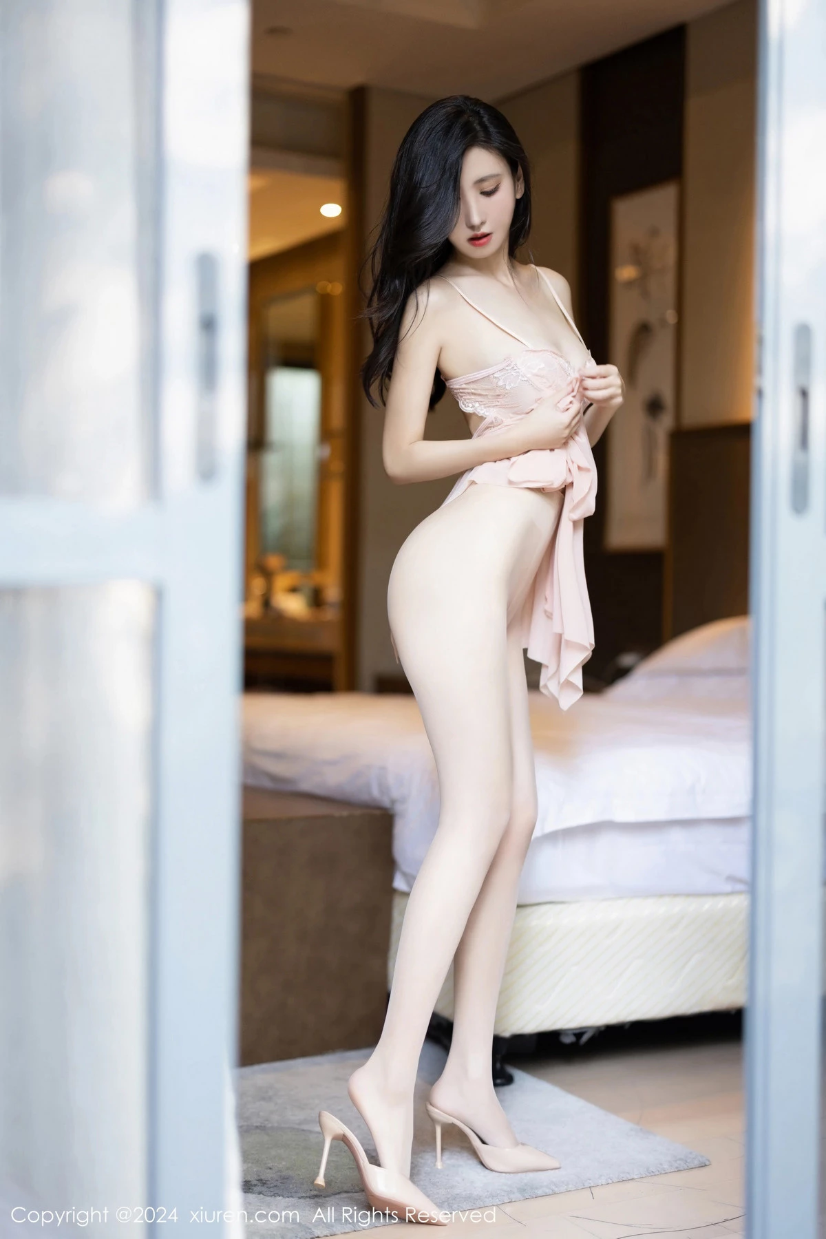 图片[50]-[XiuRen秀人网]第8183期章芃芃写真-秀人集