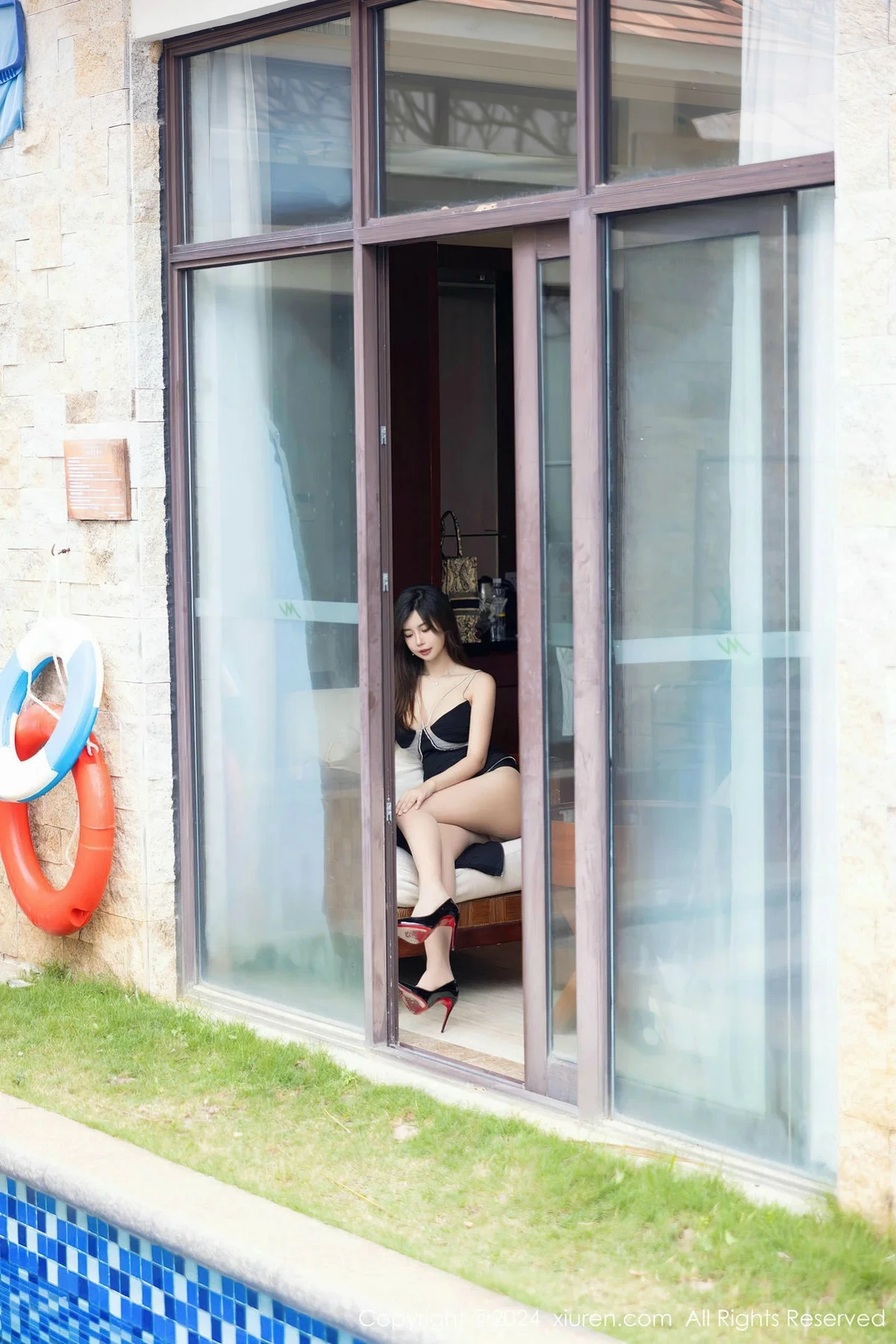 图片[18]-[XiuRen秀人网]第8235期绮里嘉写真-秀人集