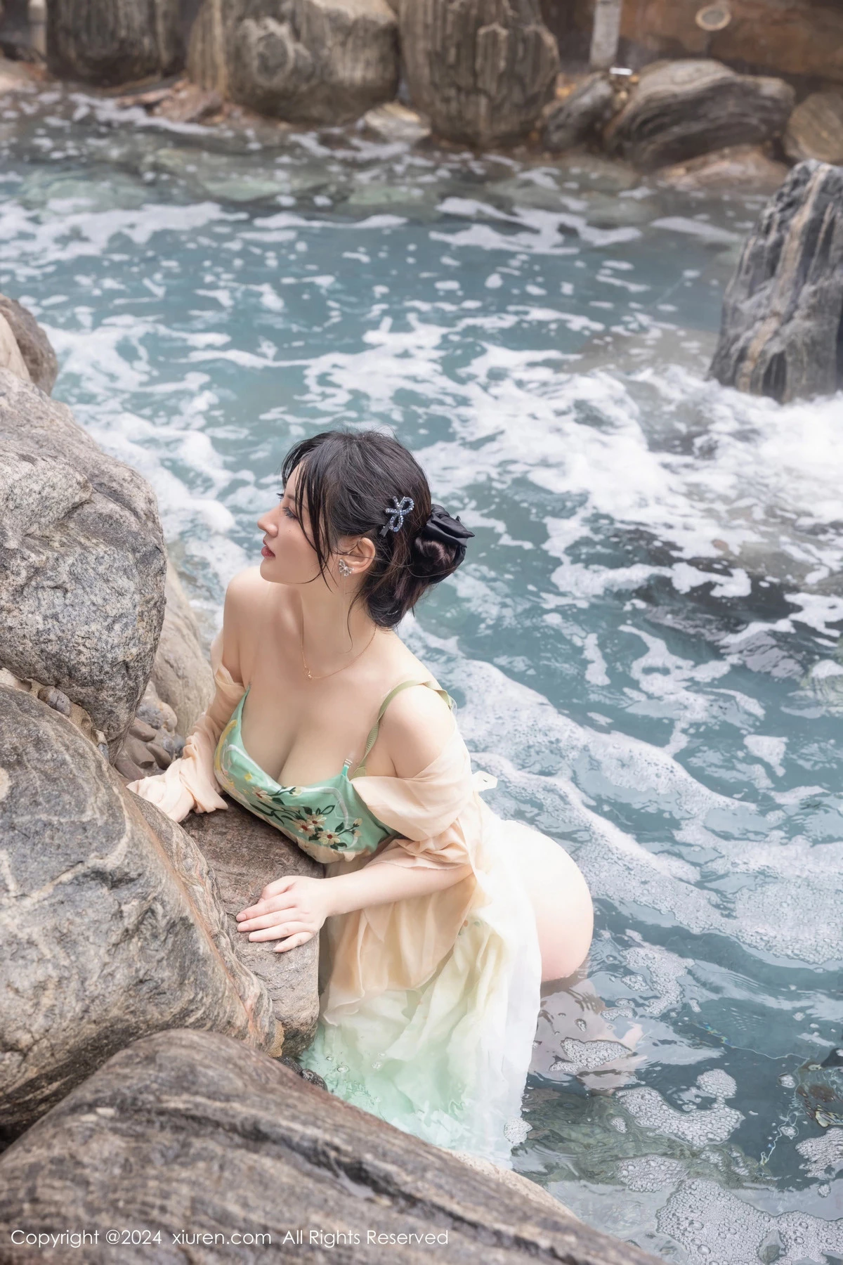 图片[20]-[XiuRen秀人网]第8128期诗诗写真-秀人集