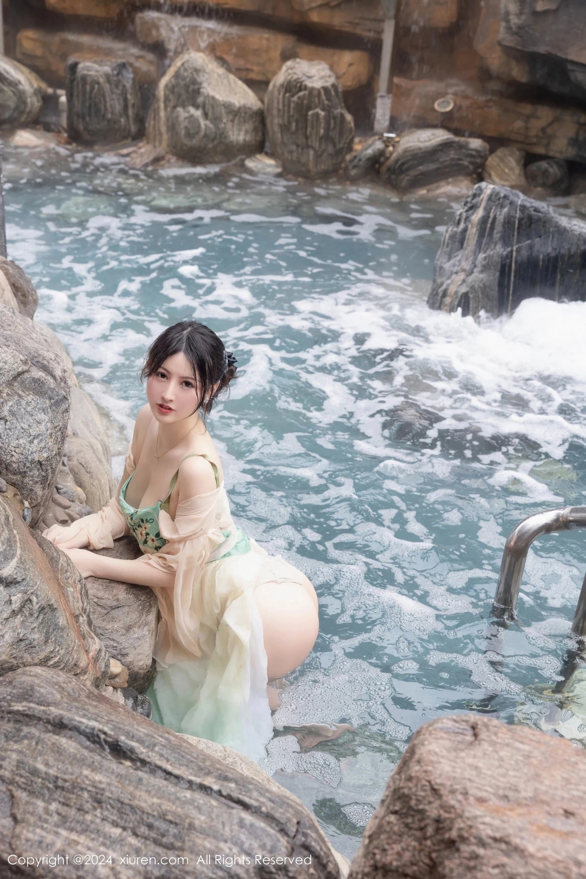 图片[21]-[XiuRen秀人网]第8128期诗诗写真-秀人集