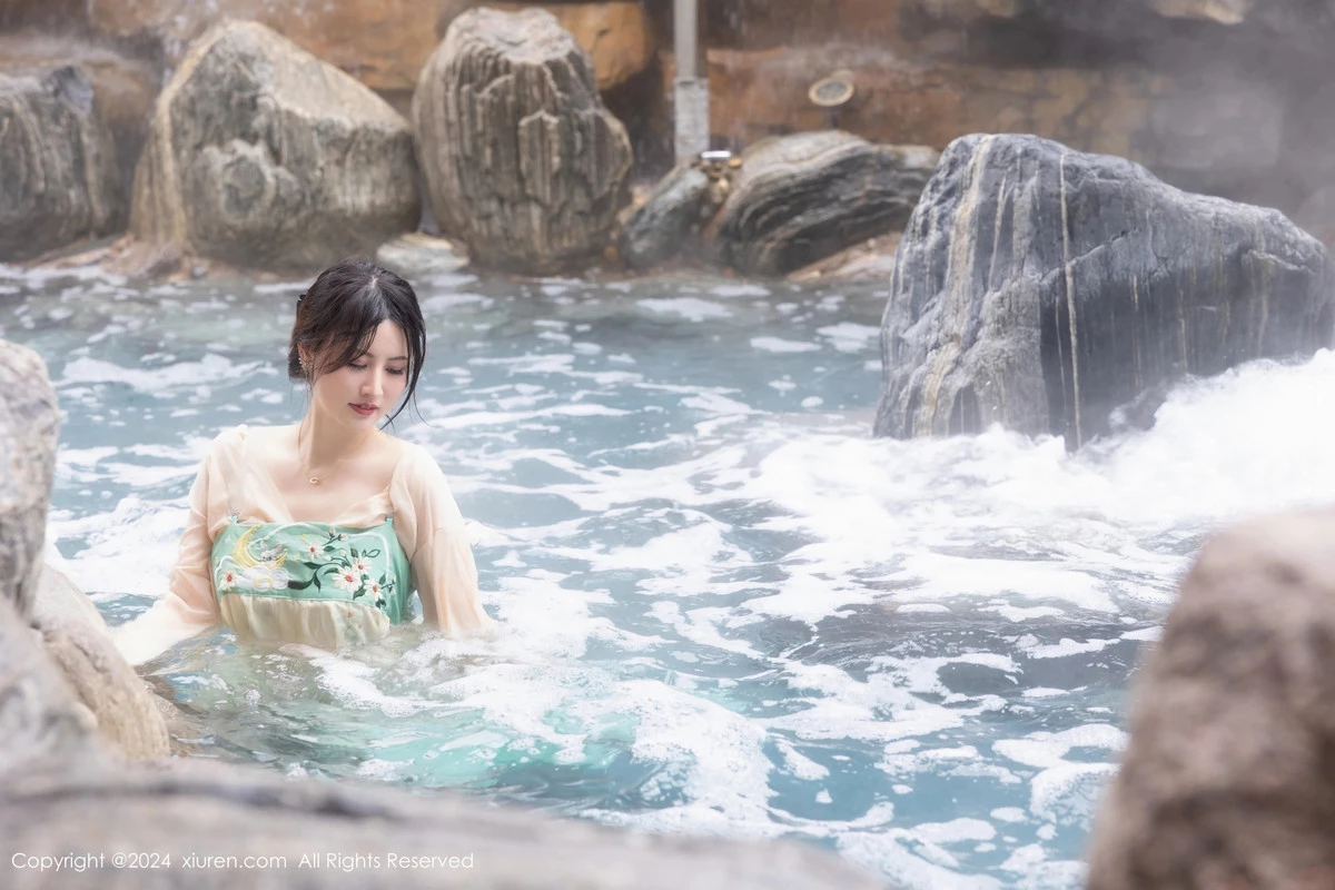 图片[15]-[XiuRen秀人网]第8128期诗诗写真-秀人集