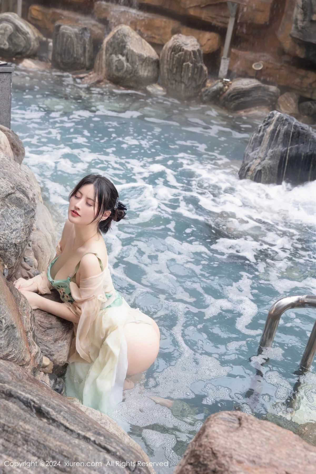 图片[22]-[XiuRen秀人网]第8128期诗诗写真-秀人集