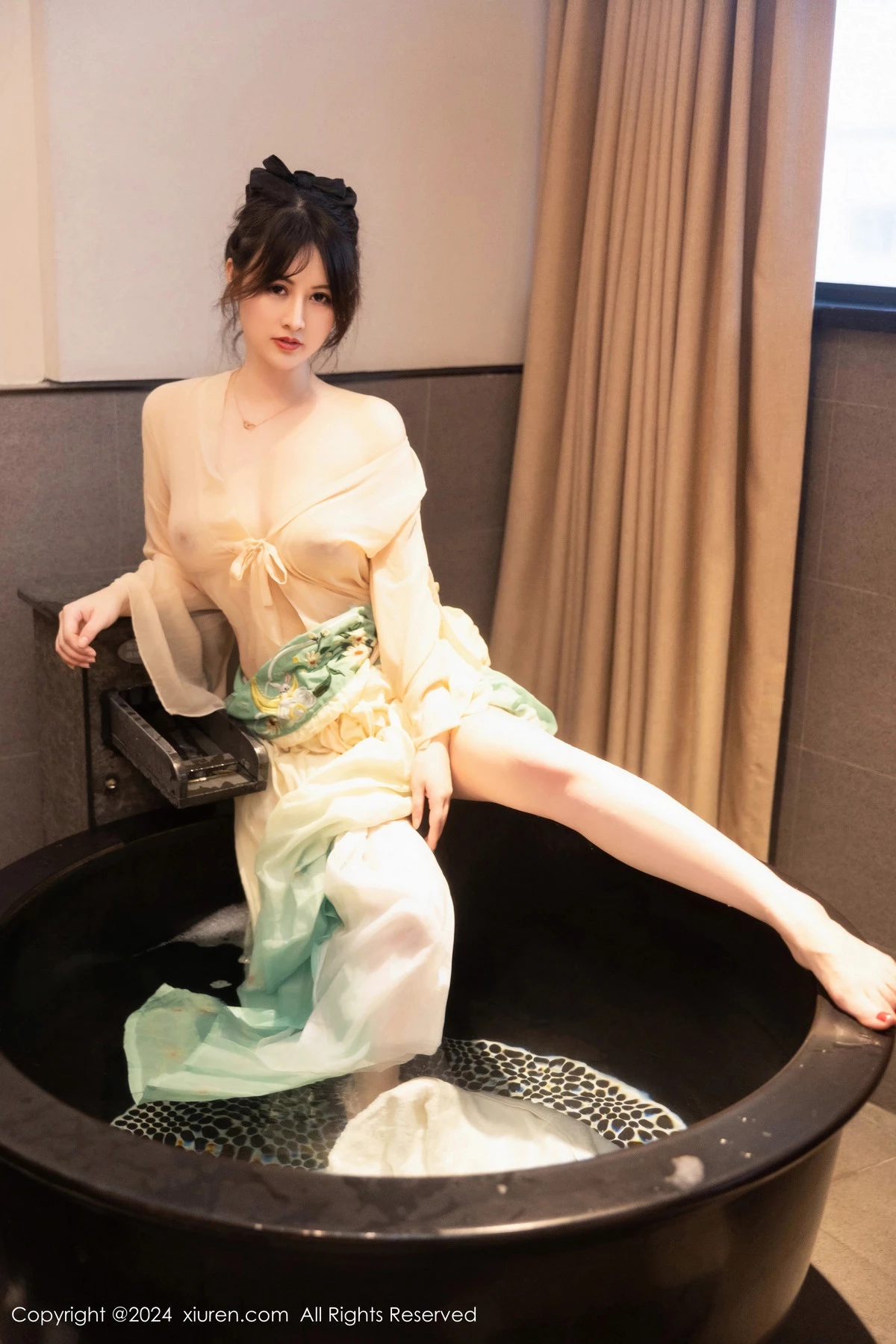 图片[31]-[XiuRen秀人网]第8128期诗诗写真-秀人集