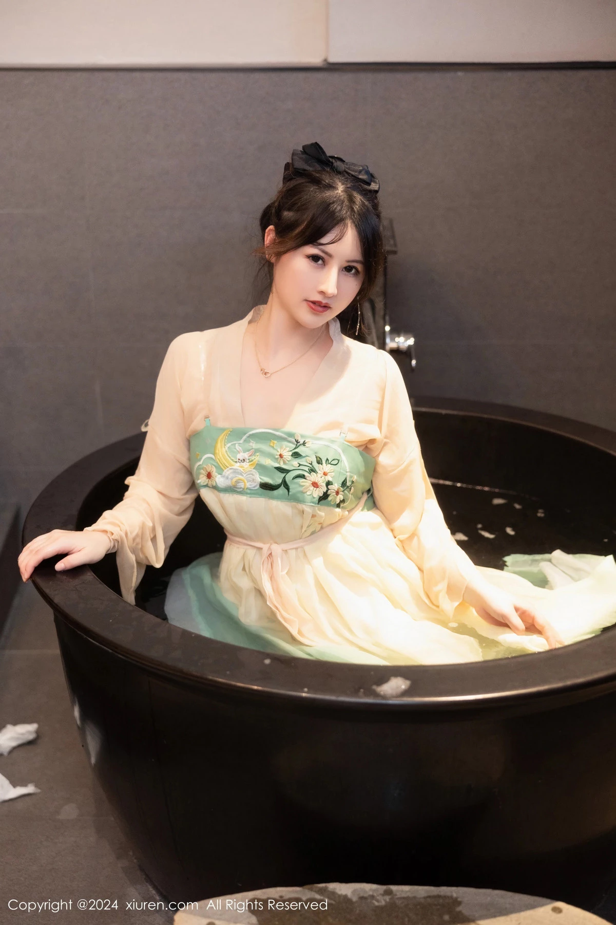 图片[25]-[XiuRen秀人网]第8128期诗诗写真-秀人集