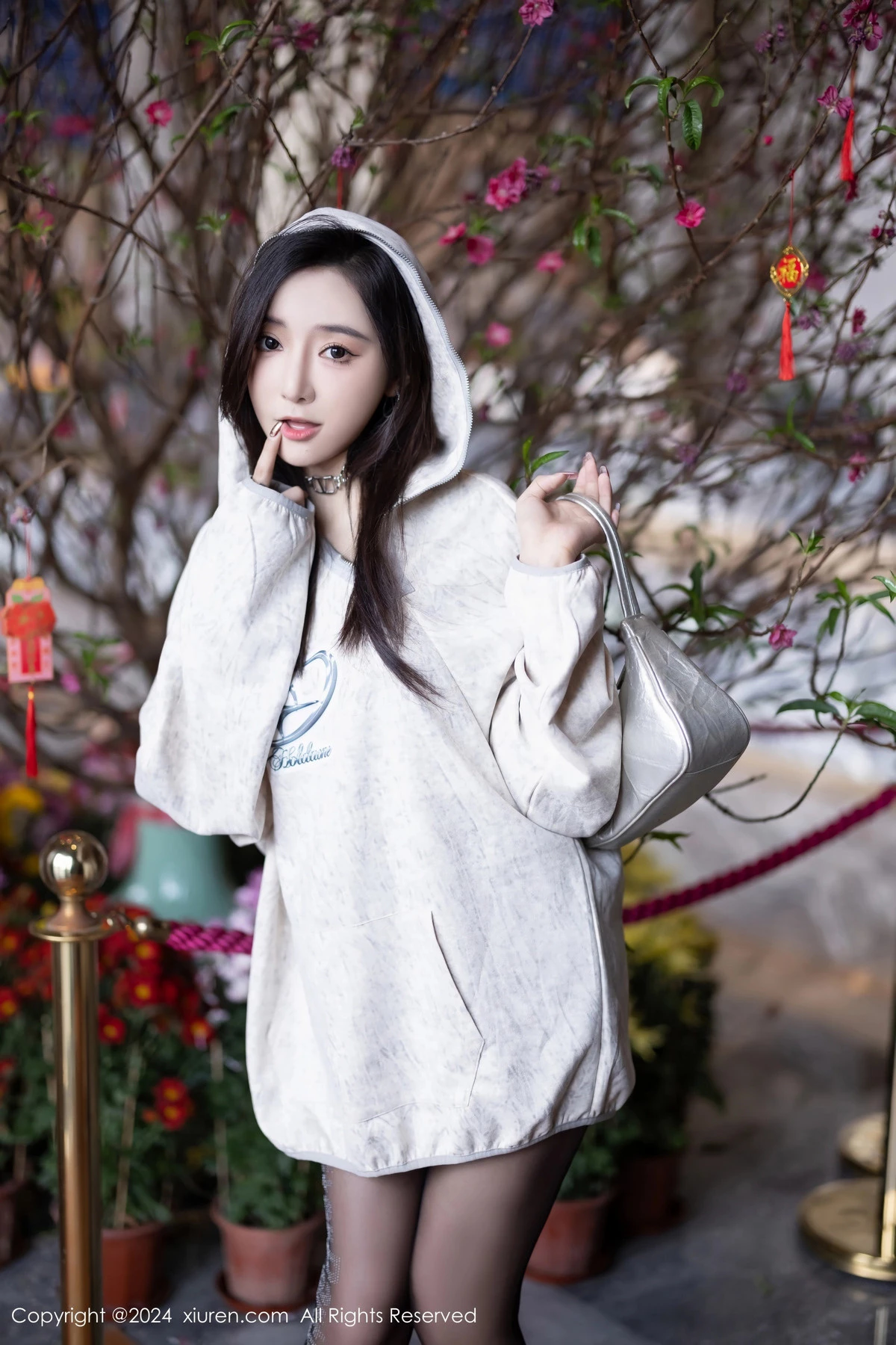 图片[16]-[XiuRen秀人网]第8035期王馨瑶写真-秀人集