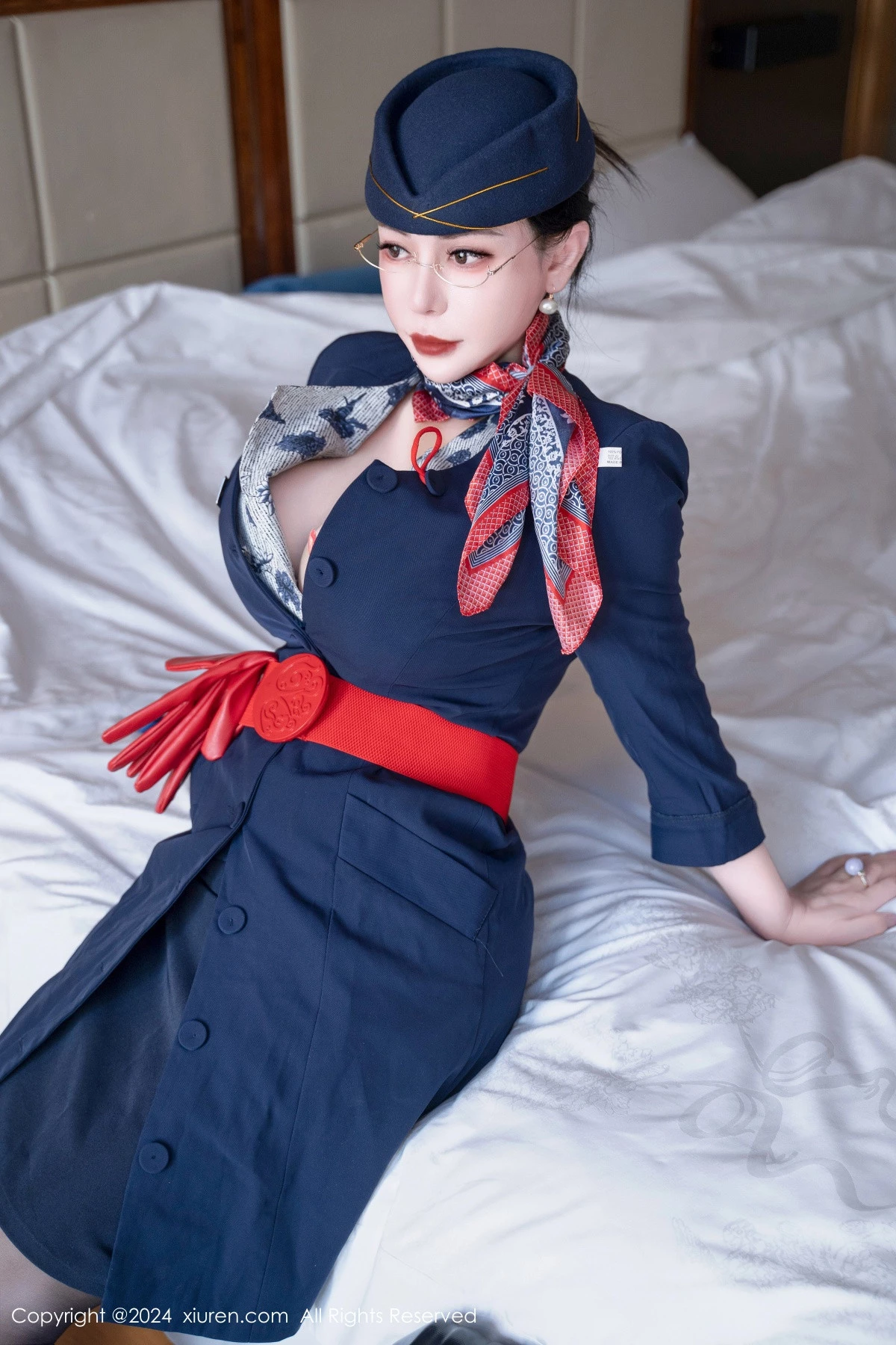 [XiuRen秀人网]第8253期悦悦姐写真-秀人集