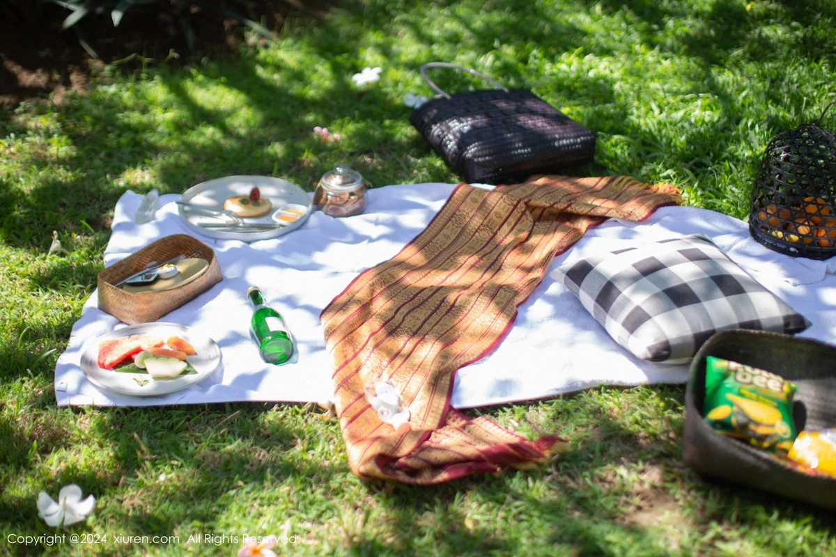 [XiuRen秀人网]第8256期绮里嘉写真-秀人集