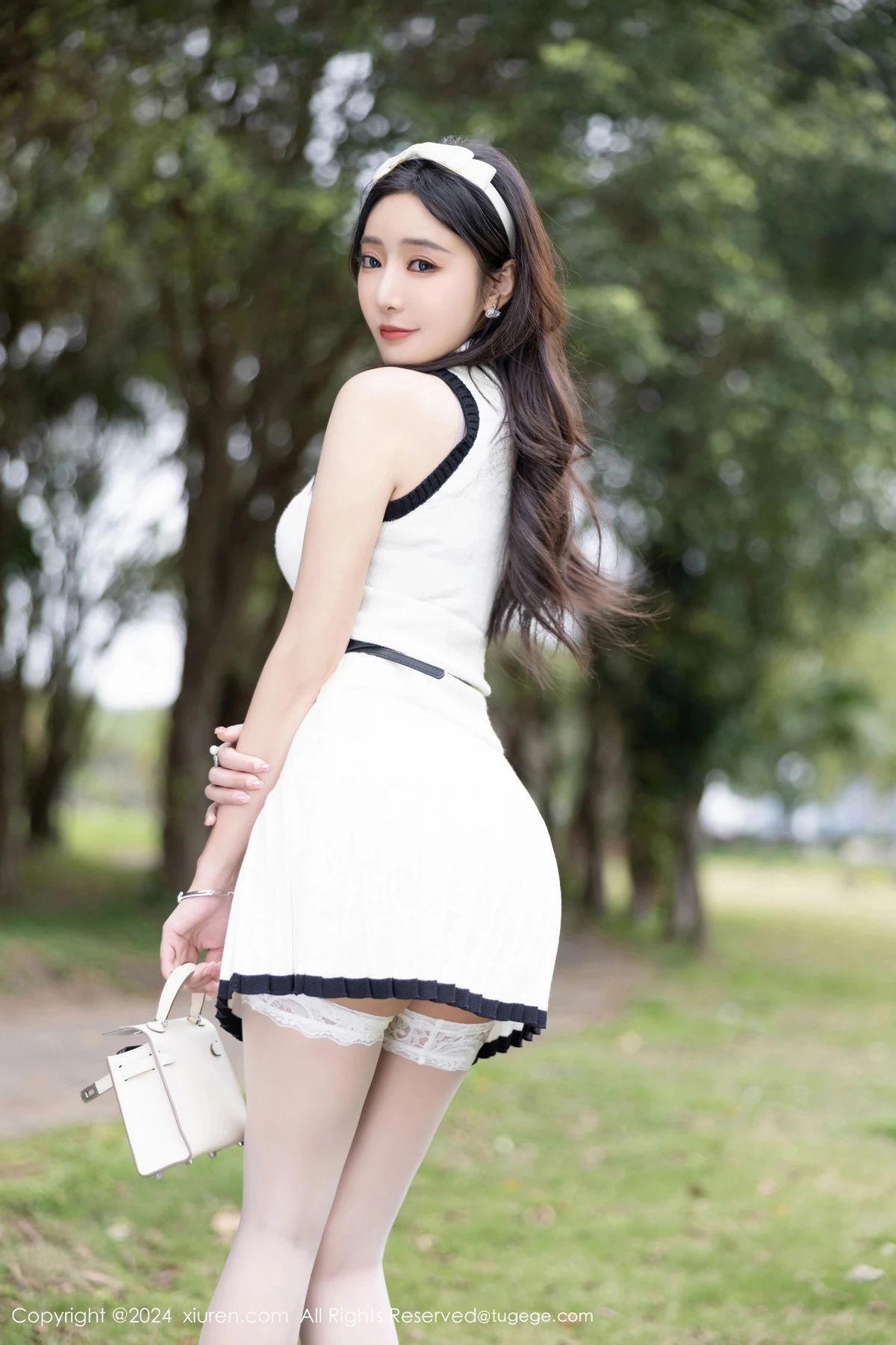 图片[17]-[XiuRen秀人网]第8334期王馨瑶写真-秀人集