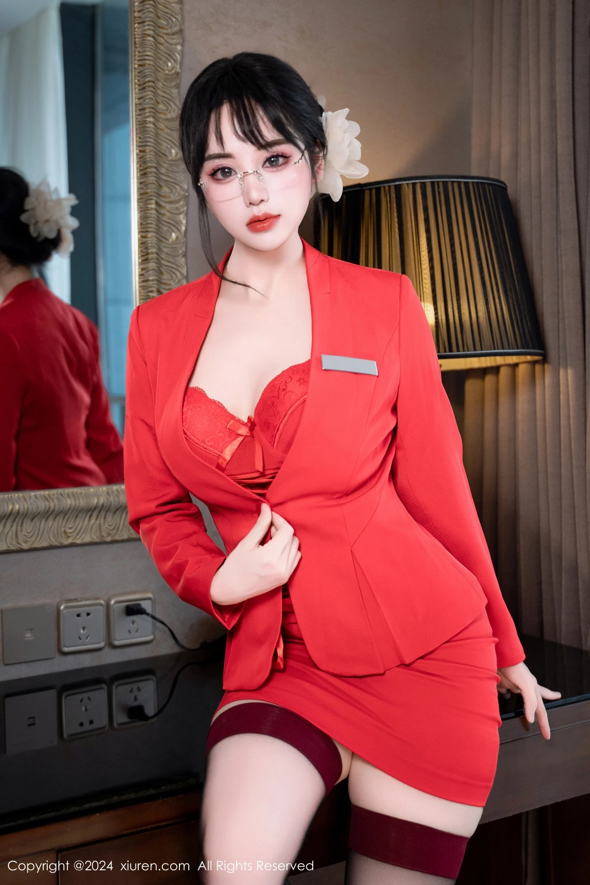 图片[11]-[XiuRen秀人网]第8360期汐汐爱吃草莓写真-秀人集