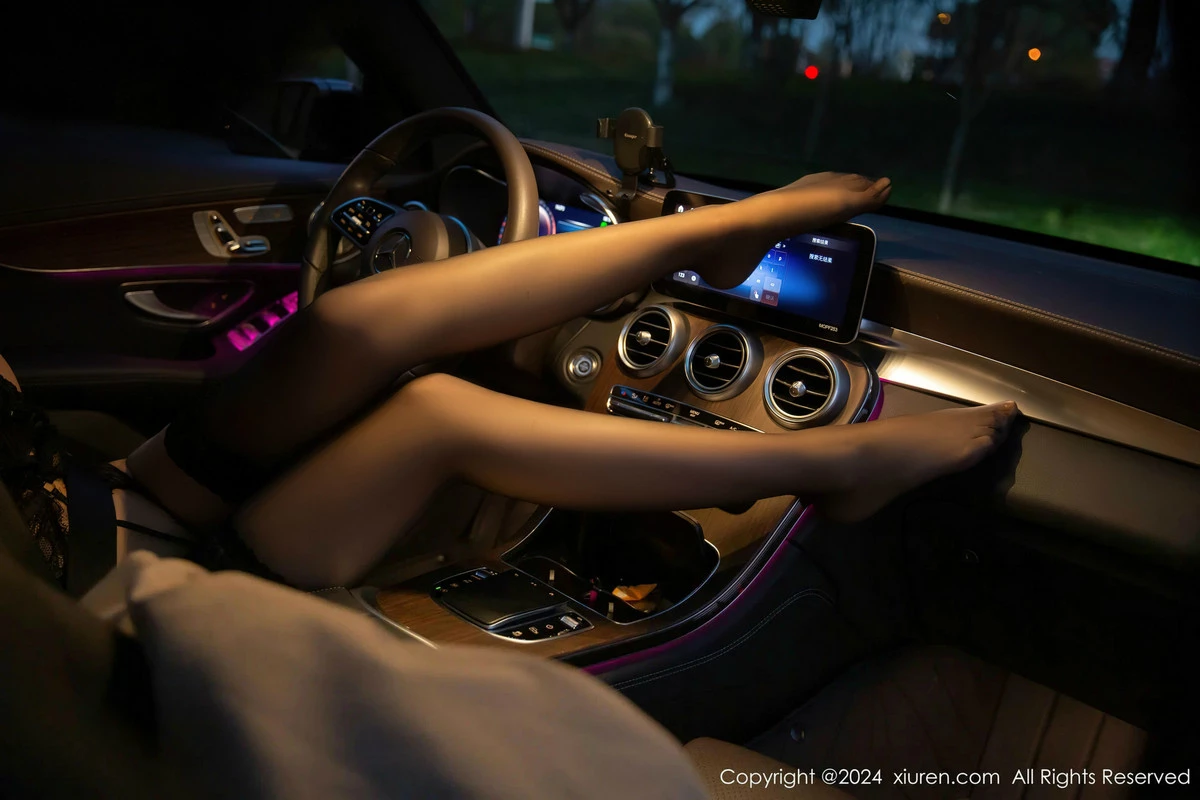 图片[36]-[XiuRen秀人网]第8371期绮里嘉写真-秀人集