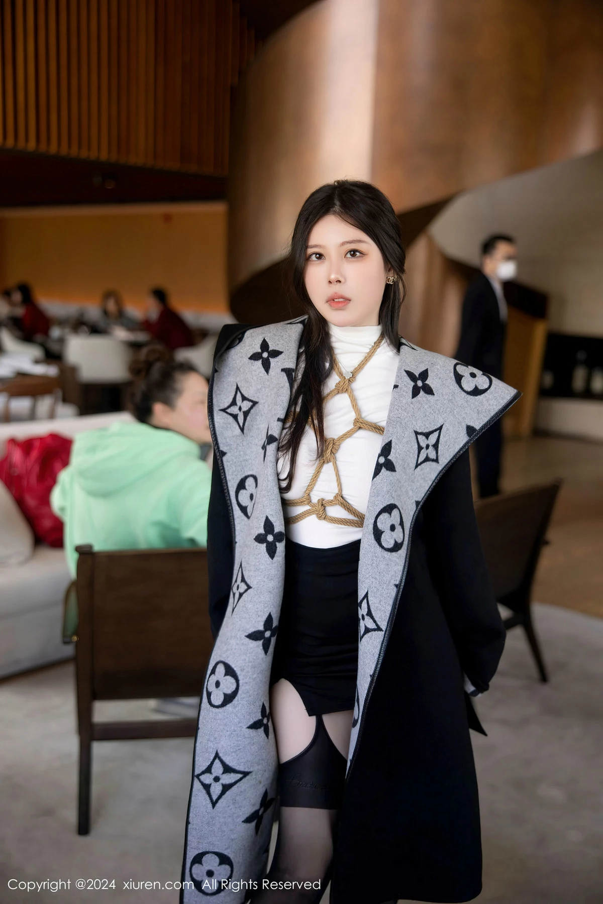 图片[2]-[XiuRen秀人网]第8390期白茹雪写真-秀人集