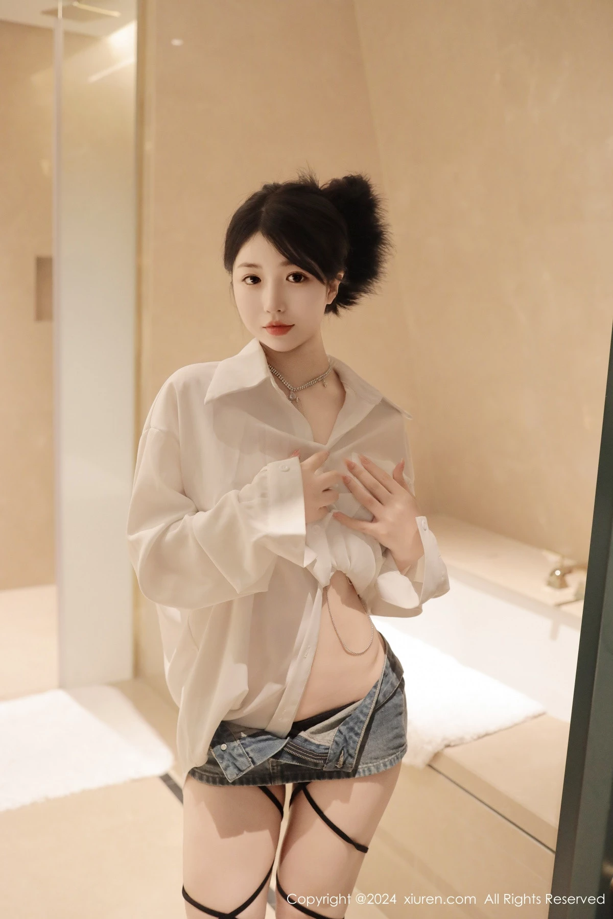 图片[4]-[XiuRen秀人网]第8400期陈小花写真-秀人集