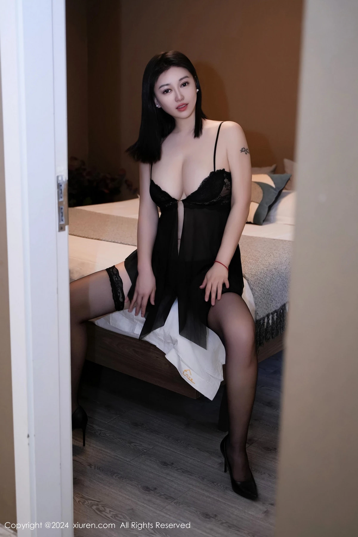 图片[11]-[XiuRen秀人网]第8281期雅茹老师写真-秀人集