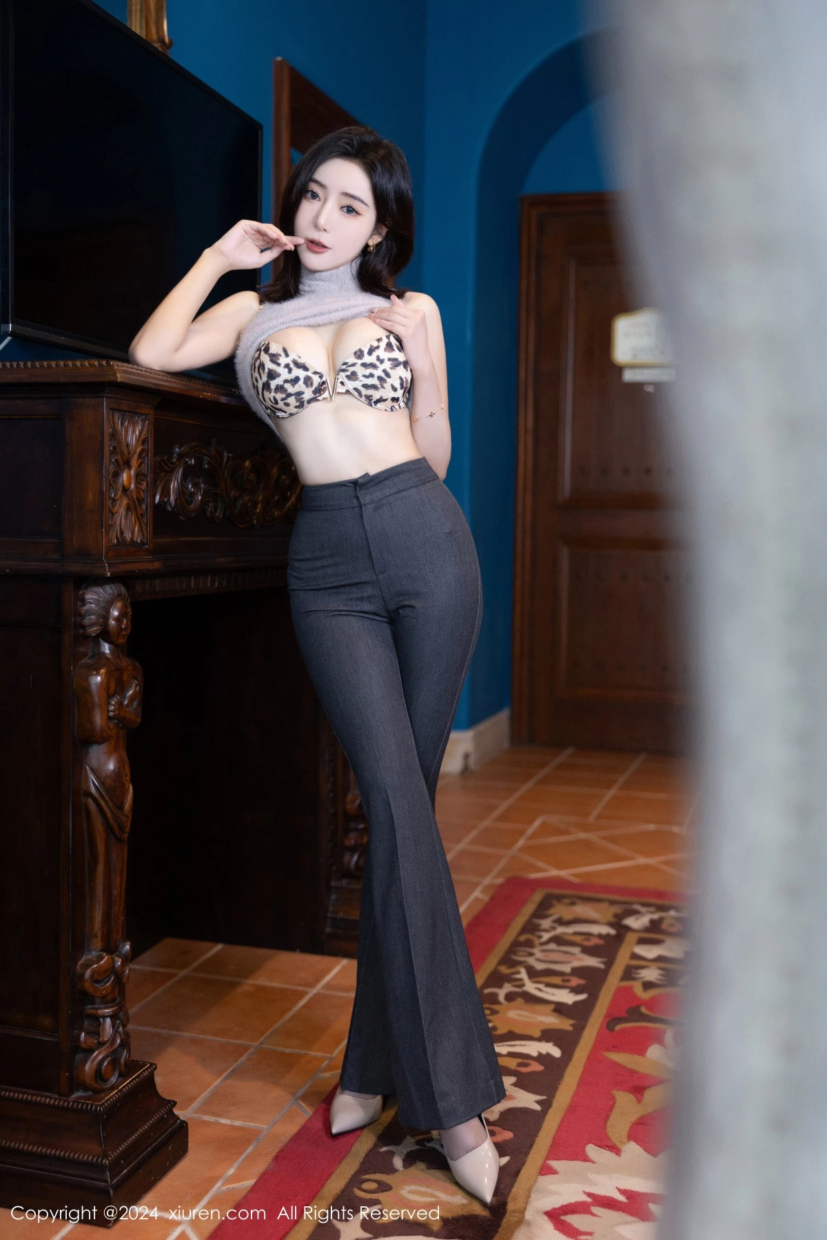 图片[33]-[XiuRen秀人网]第8451期王馨瑶写真-秀人集