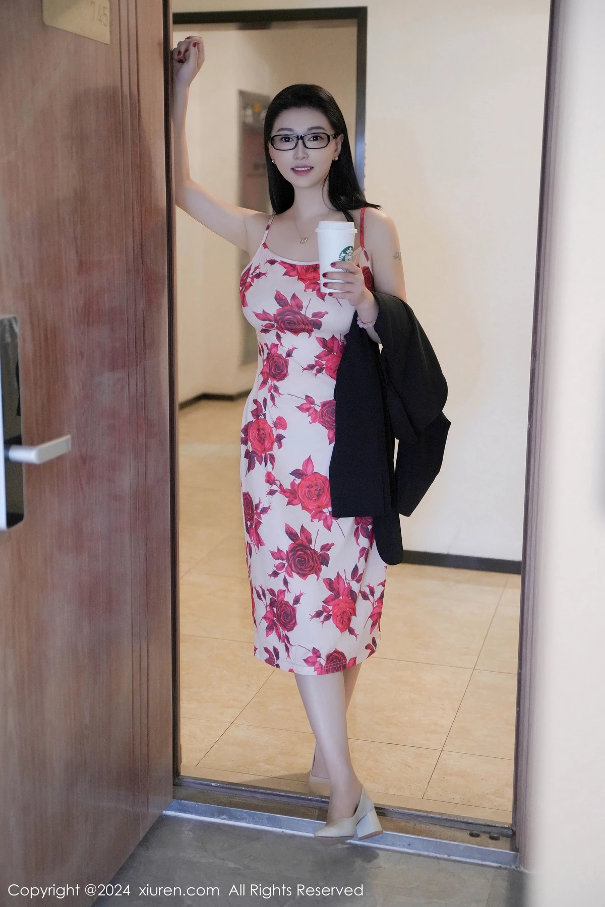 图片[17]-[XiuRen秀人网]第8468期雅茹老师写真-秀人集