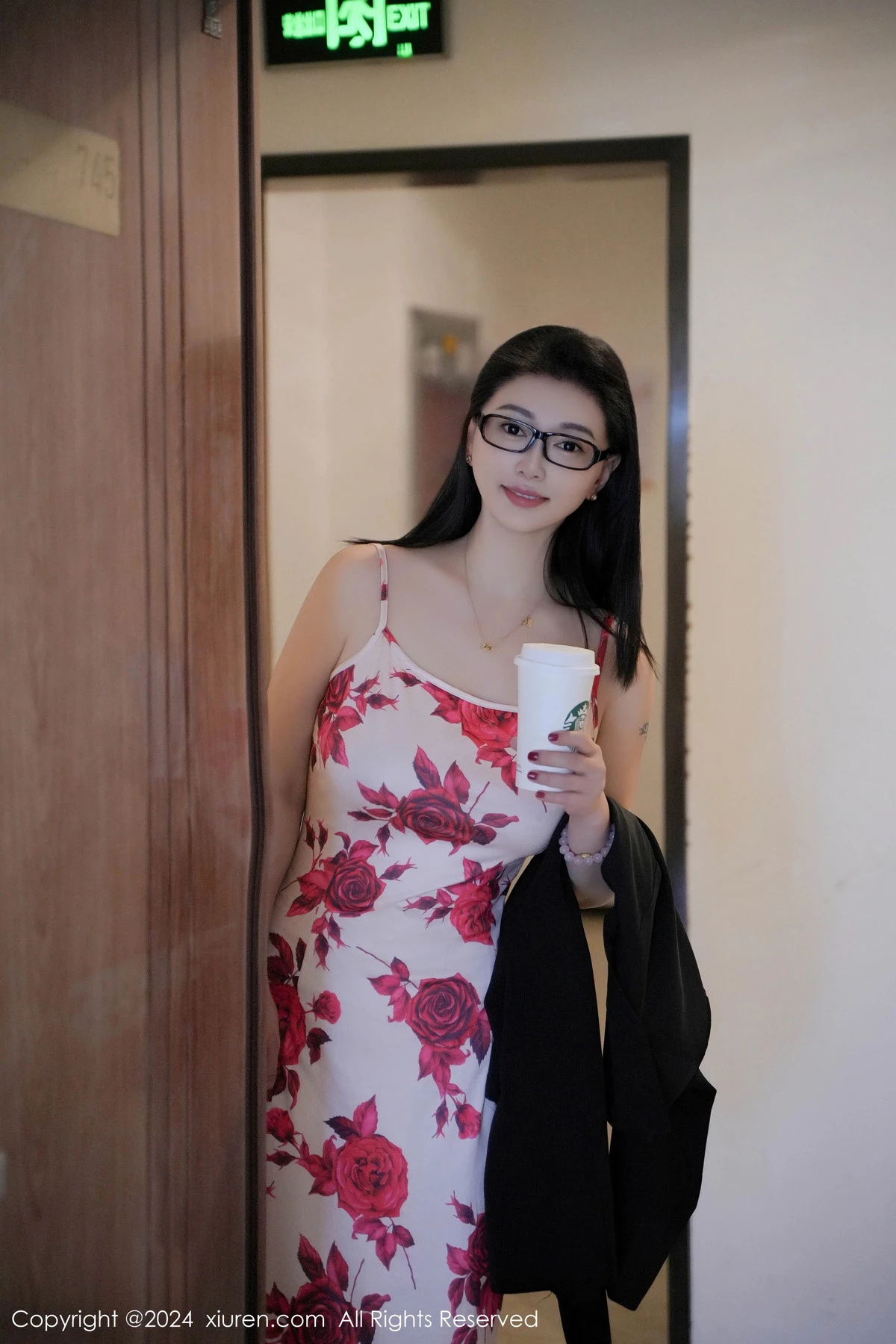 图片[16]-[XiuRen秀人网]第8468期雅茹老师写真-秀人集