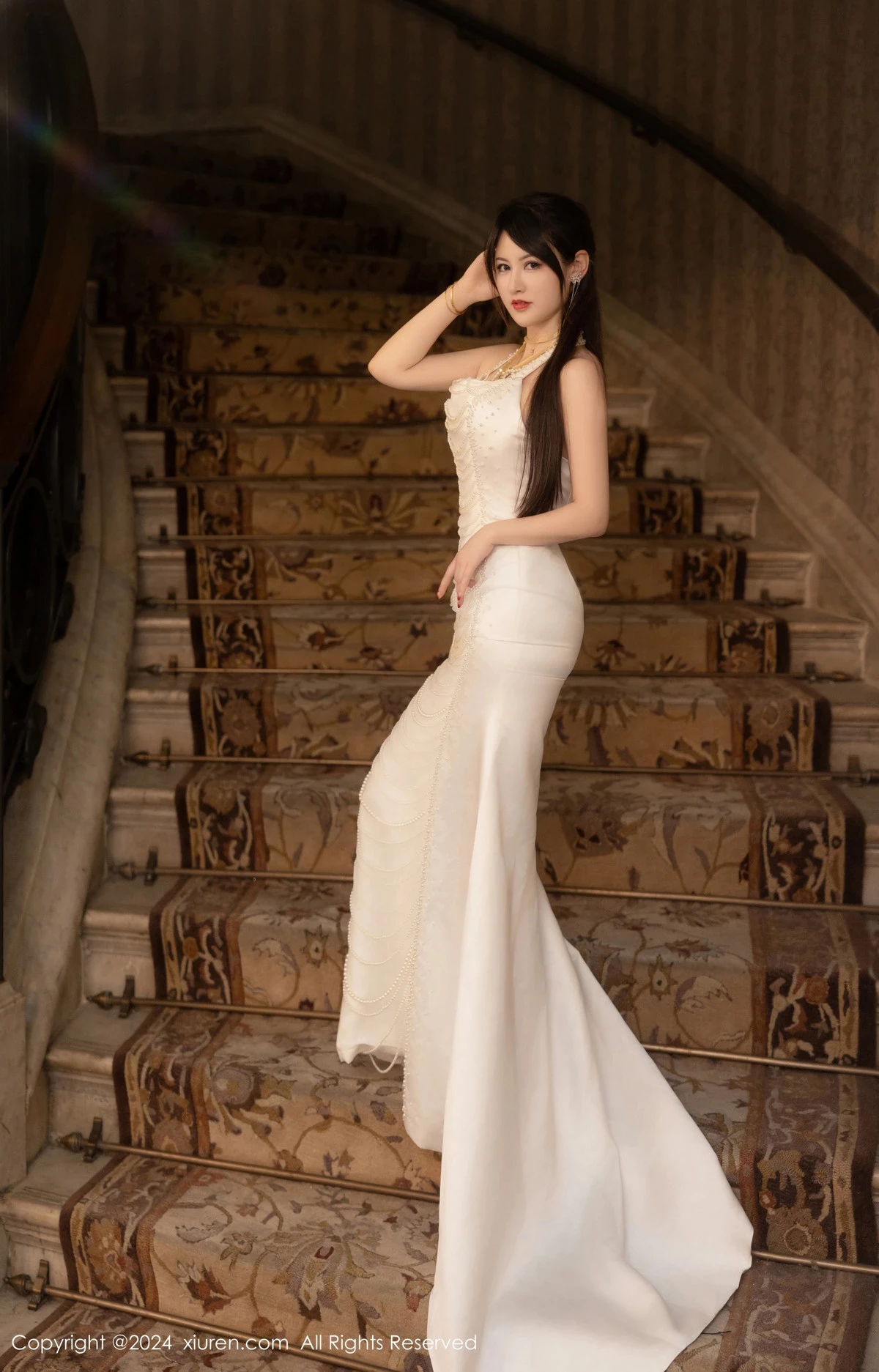 图片[2]-[XiuRen秀人网]第8436期诗诗写真-秀人集