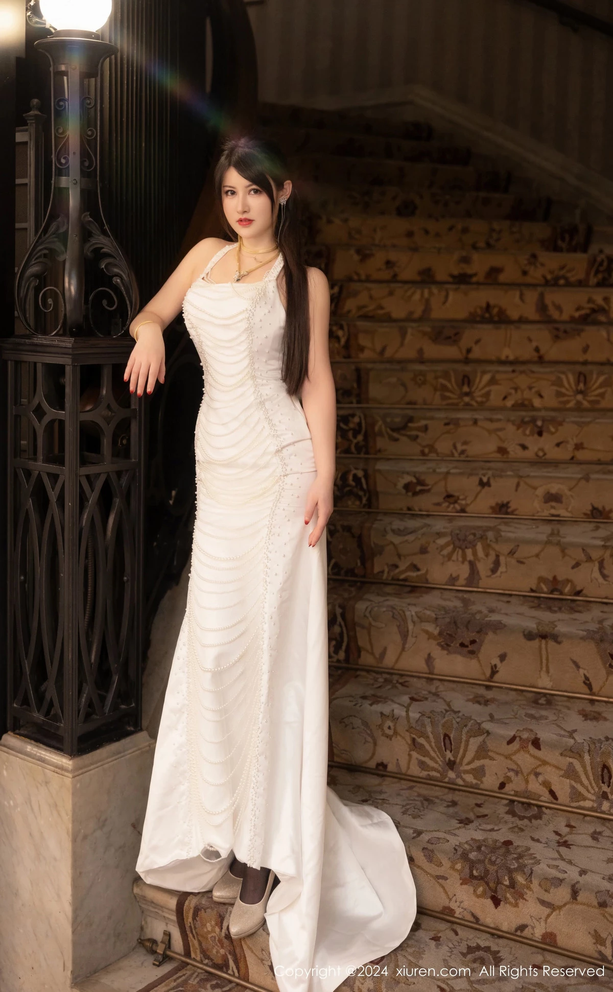 图片[4]-[XiuRen秀人网]第8436期诗诗写真-秀人集