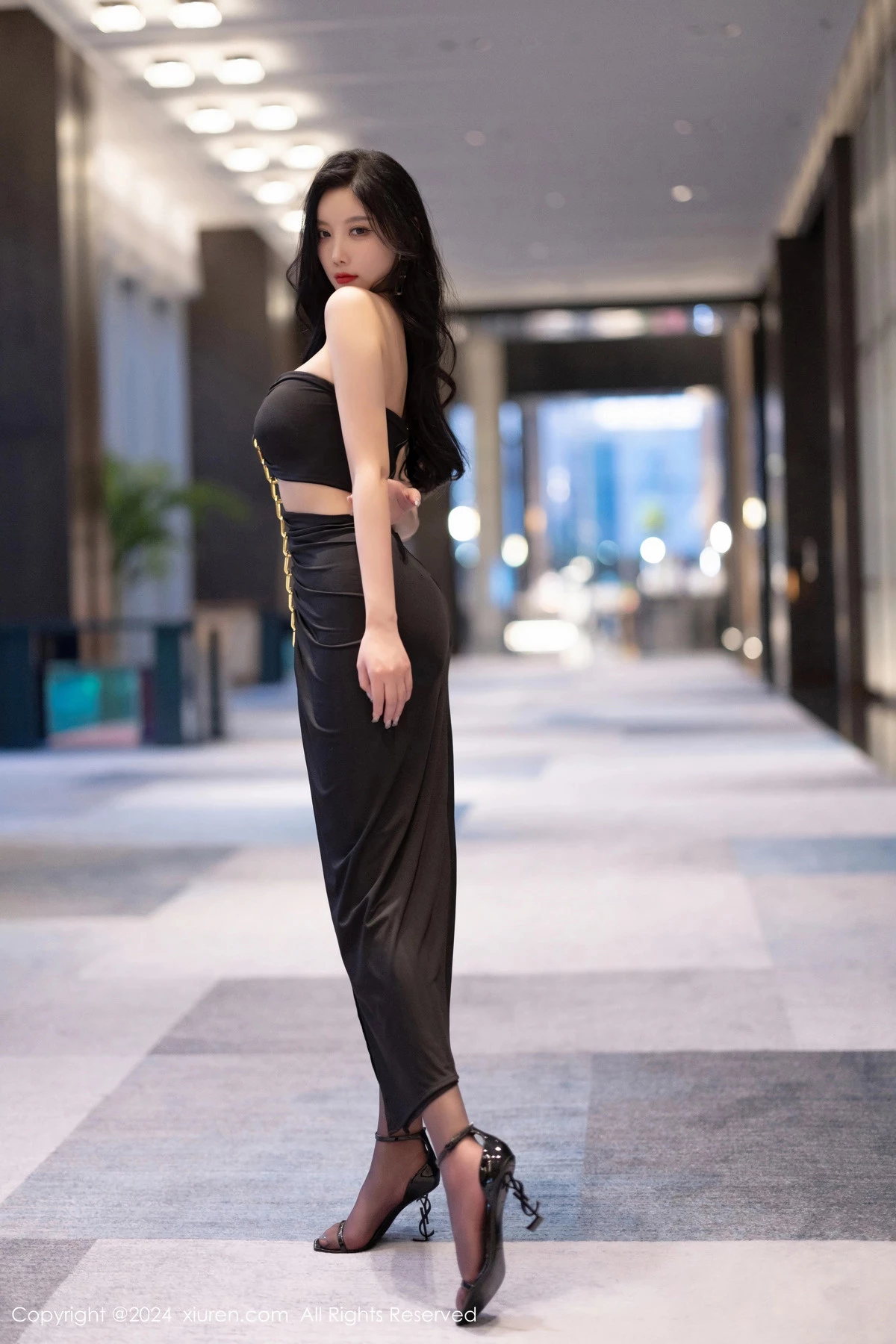 图片[3]-[XiuRen秀人网]第8484期杨晨晨写真-秀人集