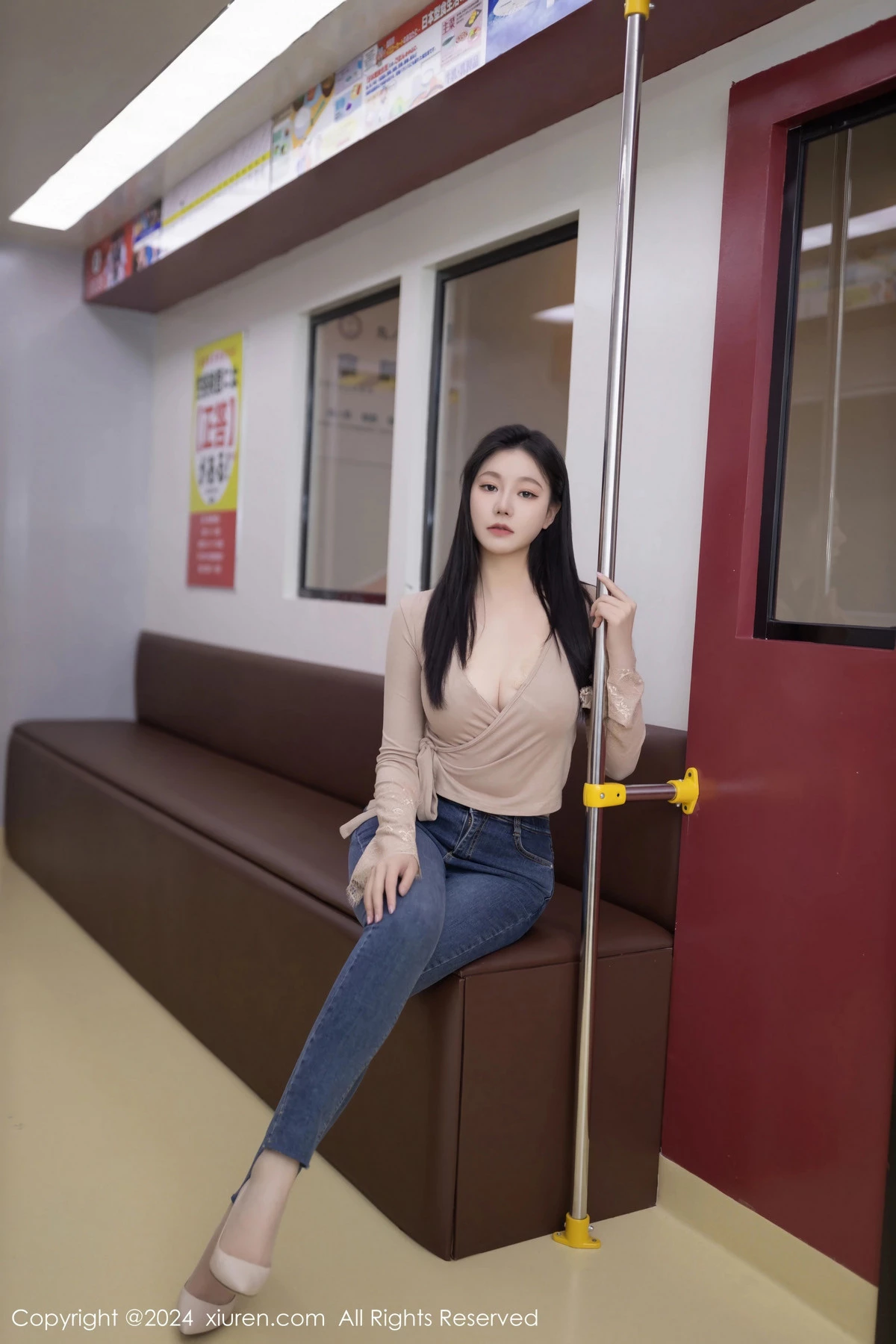 图片[3]-[XiuRen秀人网]第8498期安然写真-秀人集