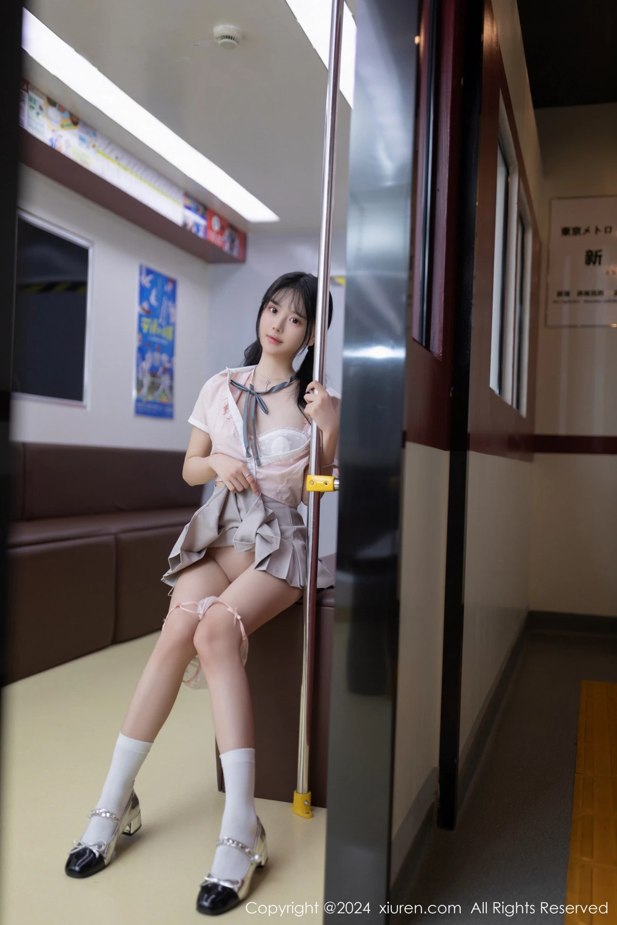 图片[26]-[XiuRen秀人网]第8515期幼幼写真-秀人集