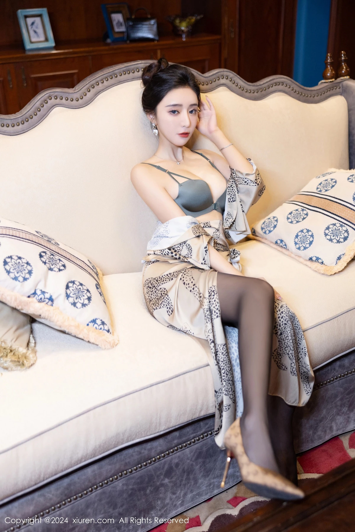 图片[32]-[XiuRen秀人网]第8510期王馨瑶写真-秀人集