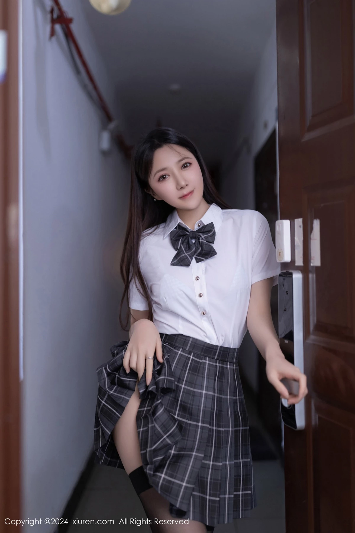 图片[9]-[XiuRen秀人网]第8516期鱼子酱写真-秀人集