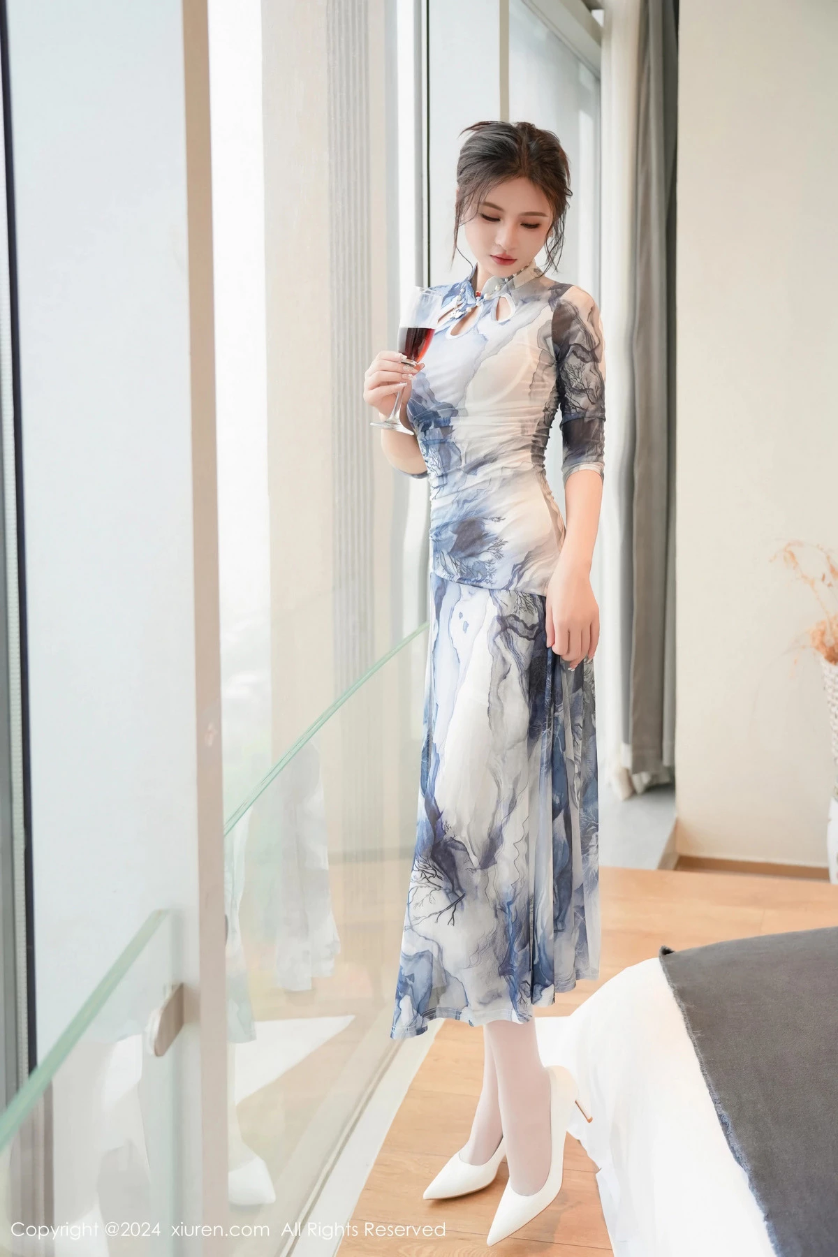 图片[3]-[XiuRen秀人网]第8587期尹菲写真-秀人集