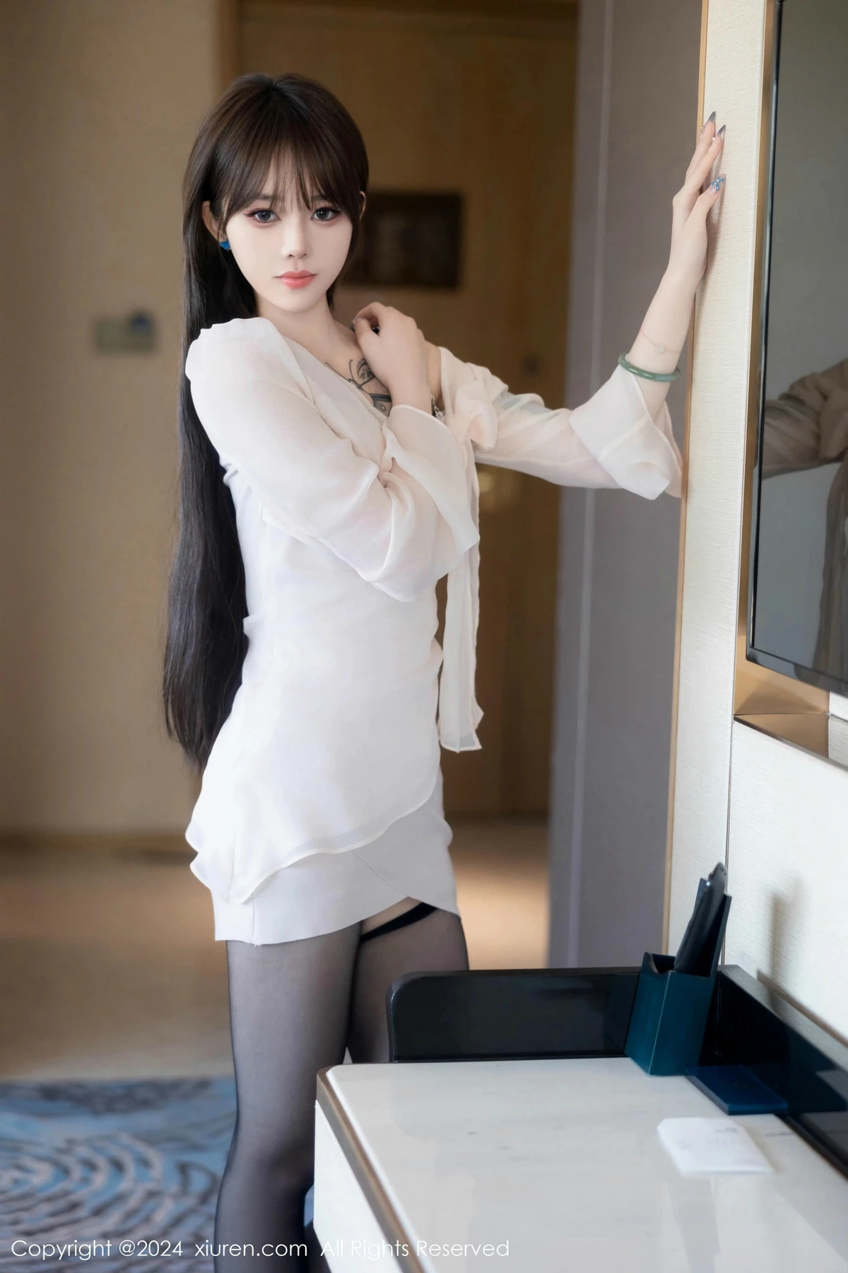 图片[2]-[XiuRen秀人网]第8591期奶瓶写真-秀人集