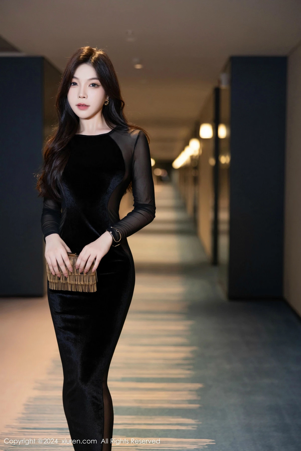 图片[5]-[XiuRen秀人网]第8598期徐莉芝写真-秀人集