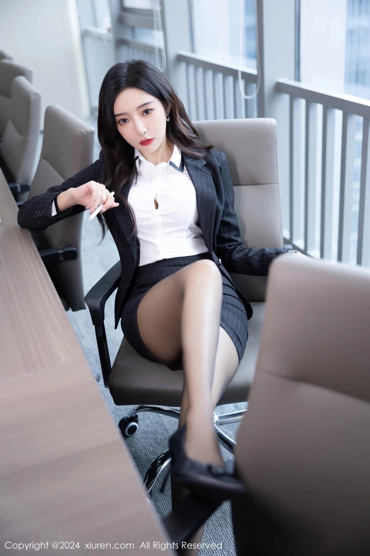 图片[18]-[XiuRen秀人网]第8656期王馨瑶写真-秀人集