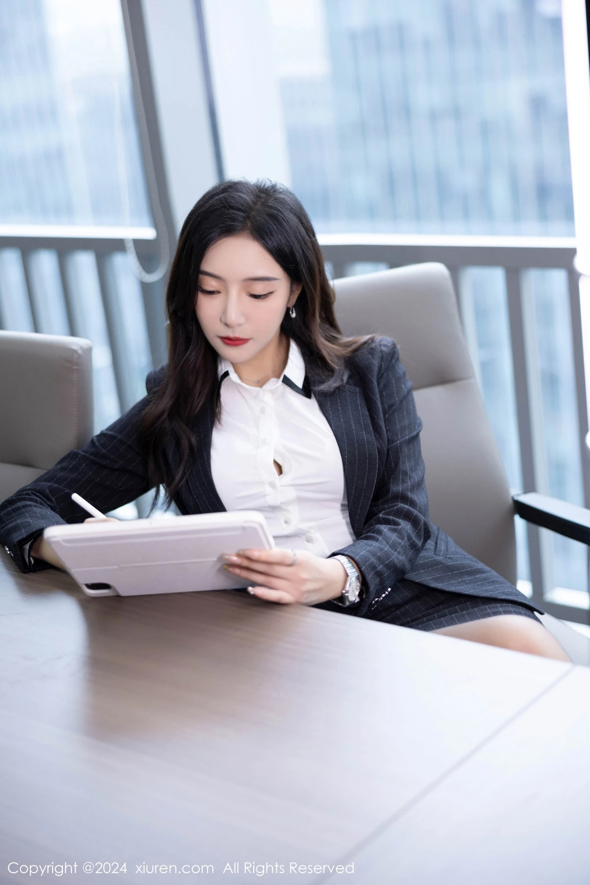 图片[23]-[XiuRen秀人网]第8656期王馨瑶写真-秀人集