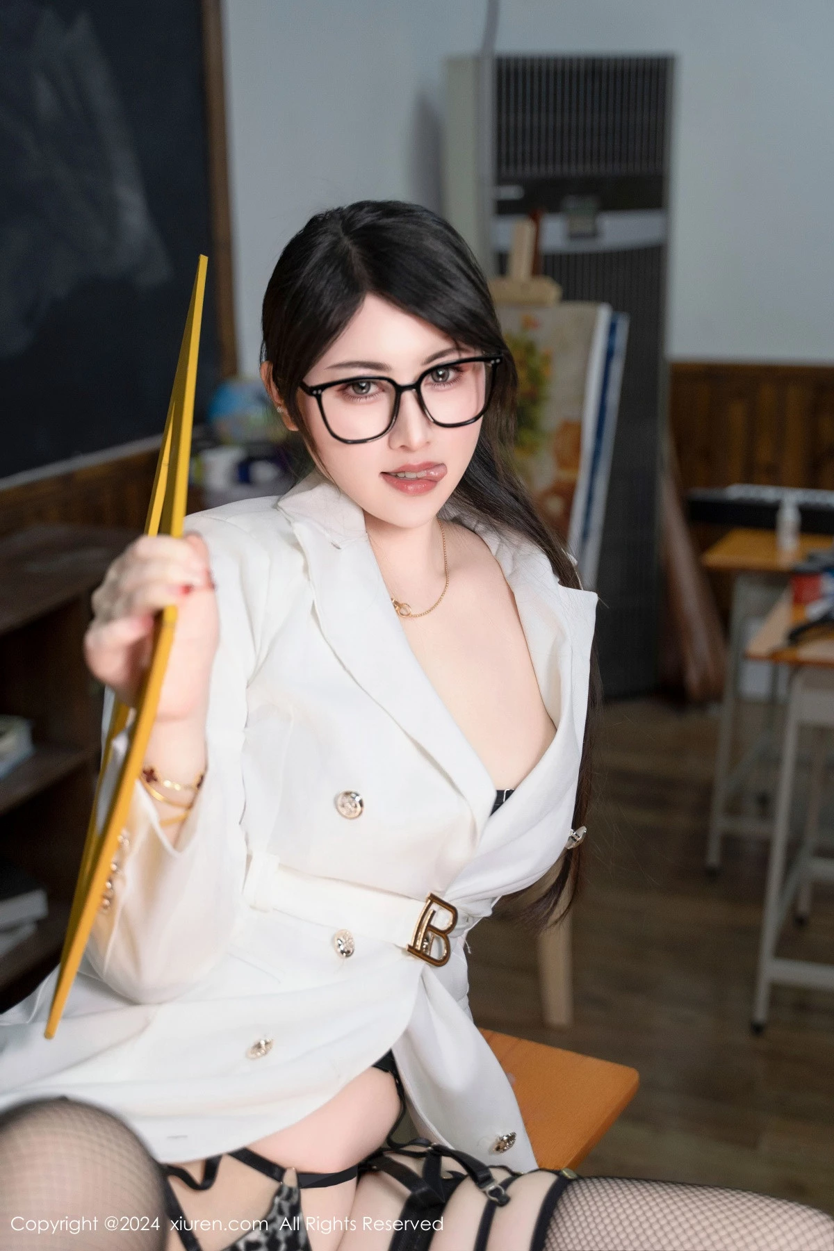 图片[28]-[XiuRen秀人网]第8694期诗诗写真-秀人集