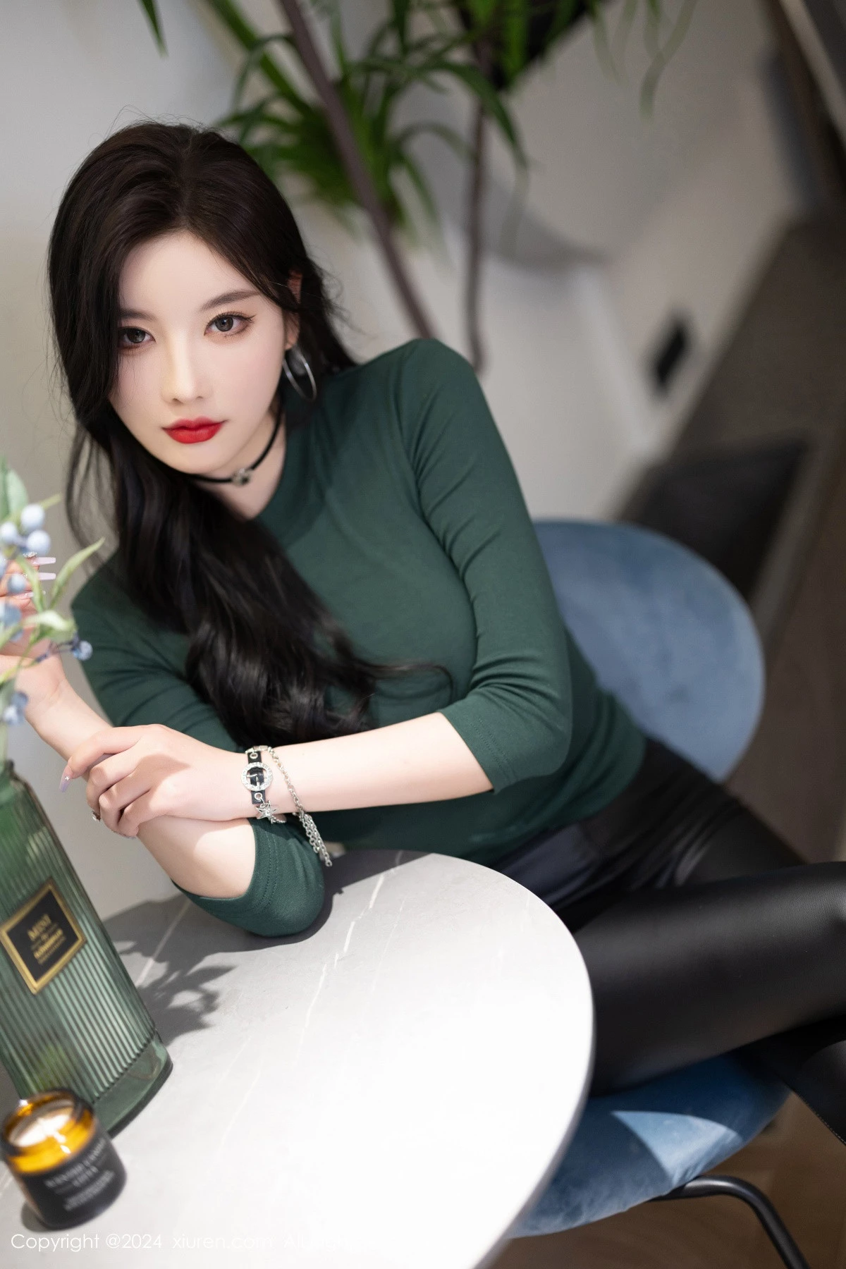 图片[2]-[XiuRen秀人网]第8707期杨晨晨写真-秀人集