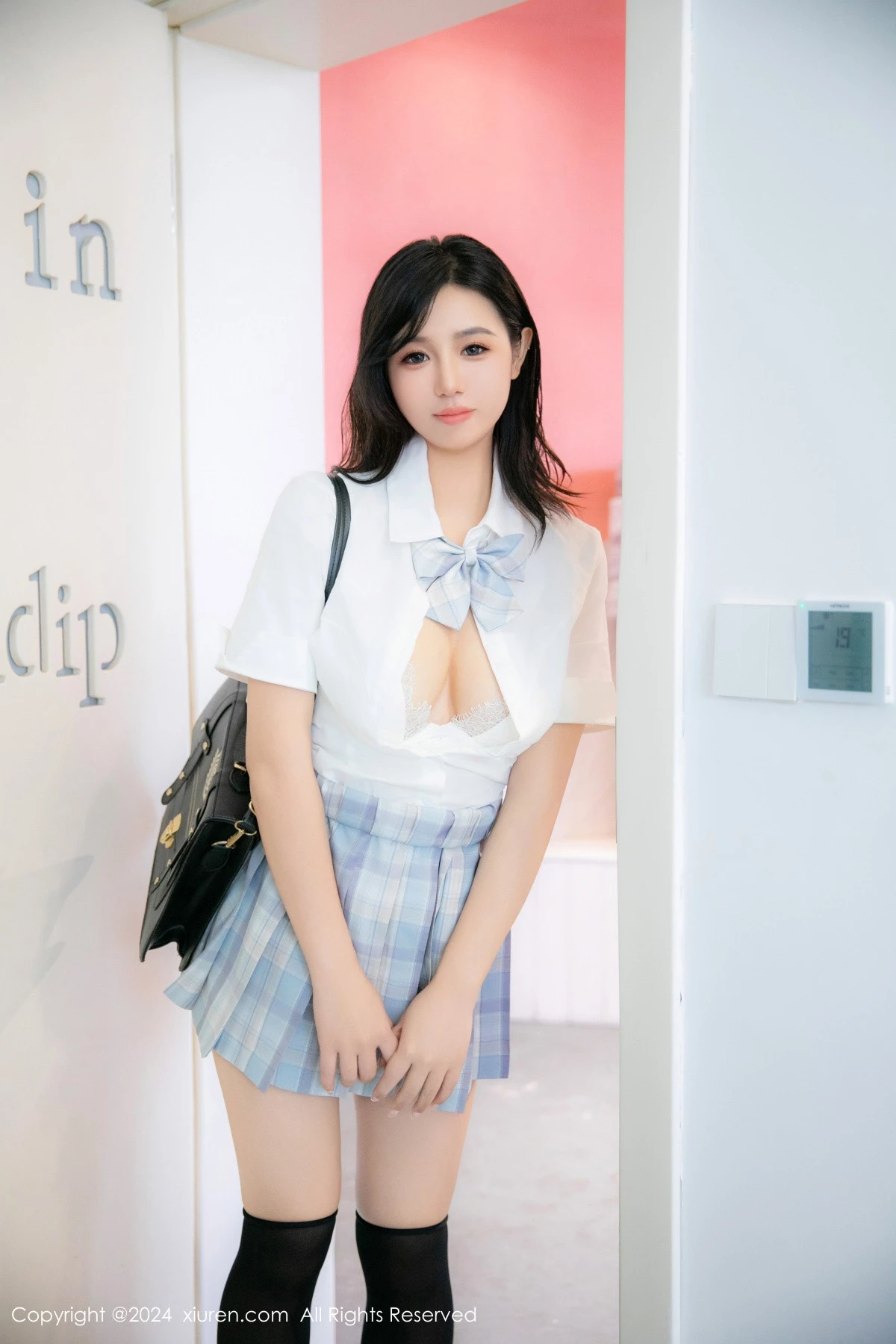 图片[21]-[XiuRen秀人网]第8759期金小依写真-秀人集