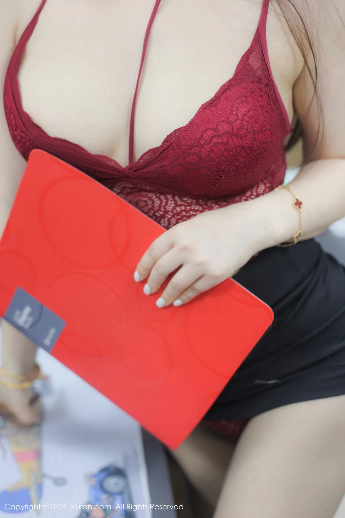 图片[37]-[XiuRen秀人网]第8766期诗诗写真-秀人集