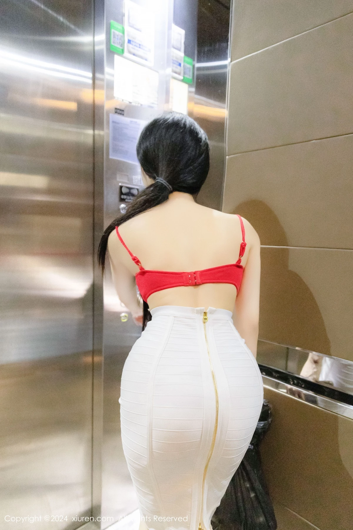 图片[12]-[XiuRen秀人网]第8794期龙雪儿写真-秀人集