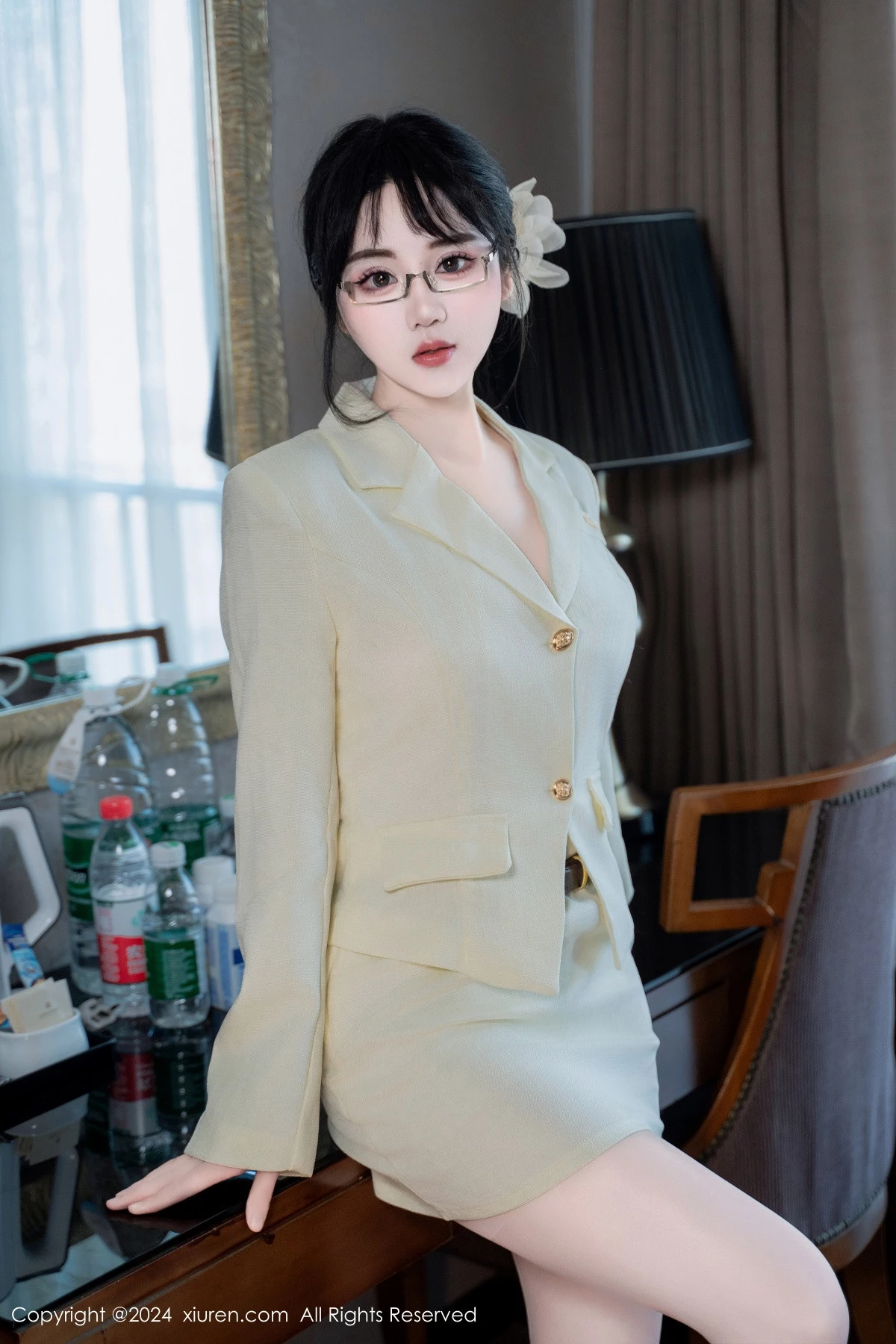 图片[9]-[XiuRen秀人网]第8717期汐汐爱吃草莓写真-秀人集