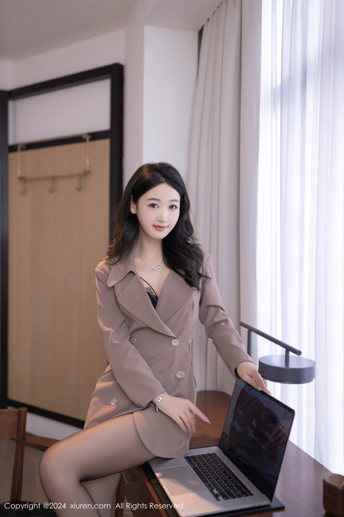 图片[2]-[XiuRen秀人网]第8824期唐安琪写真-秀人集