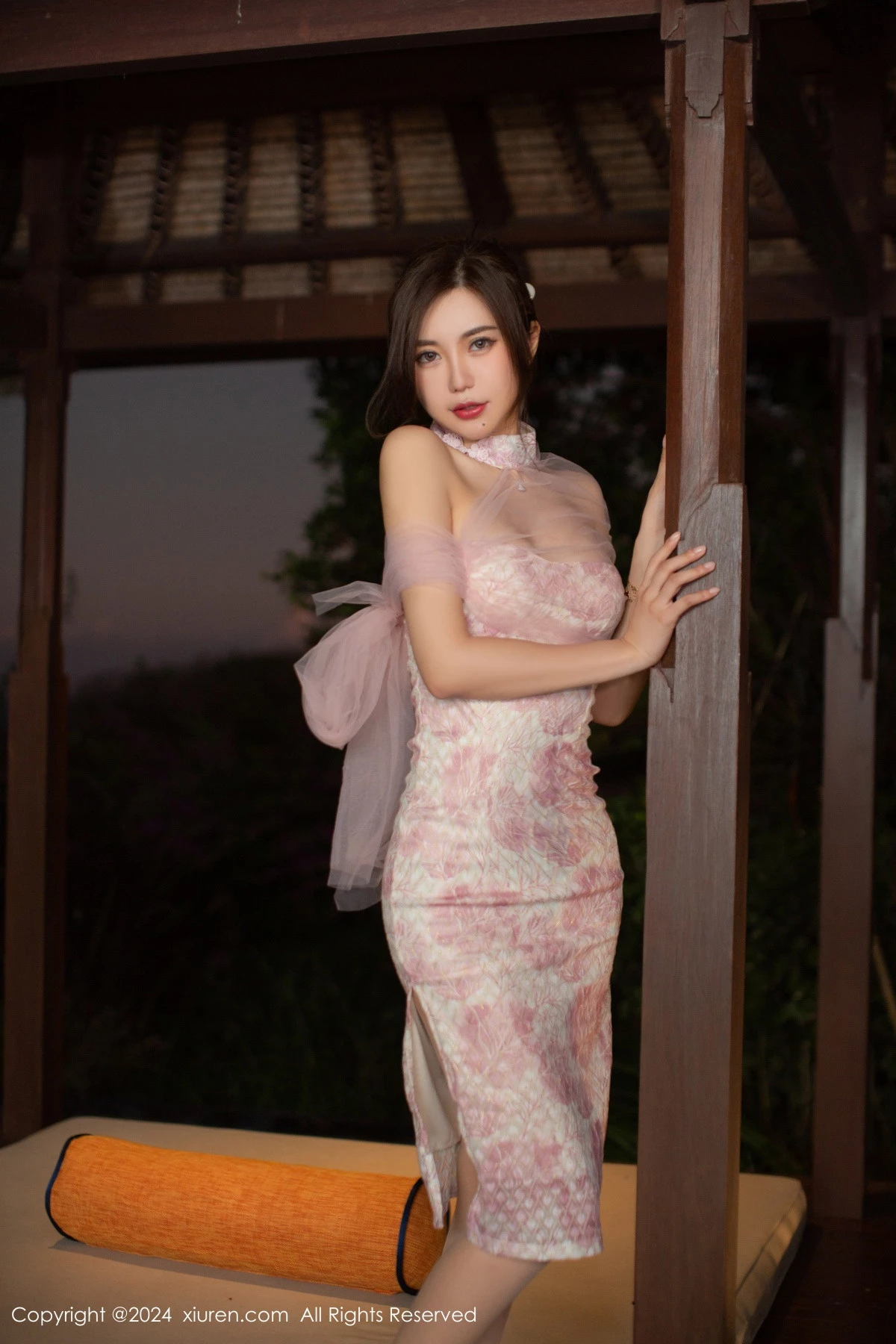 图片[9]-[XiuRen秀人网]第8868期绮里嘉写真-秀人集