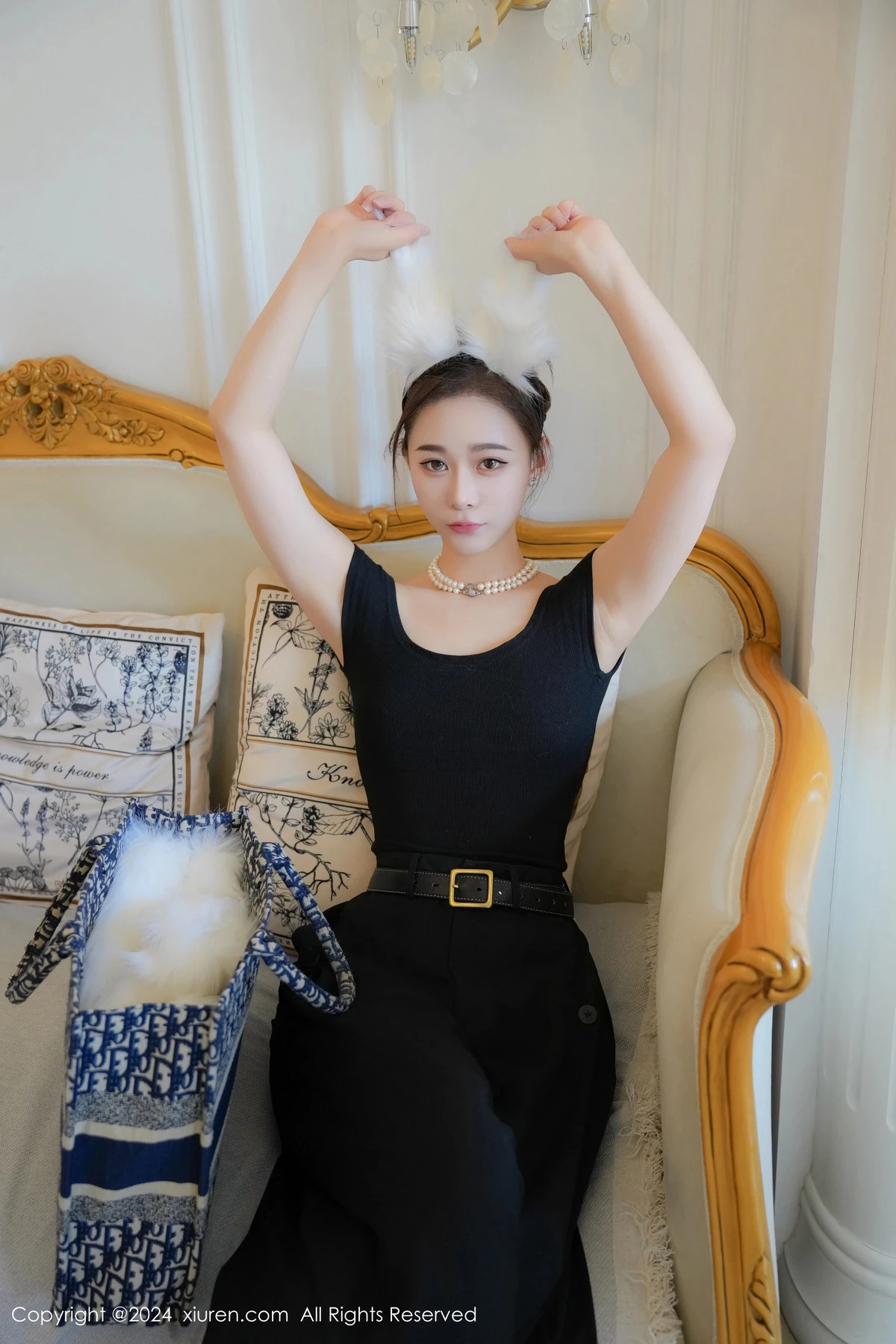 图片[13]-[XiuRen秀人网]第8955期喵喵写真-秀人集