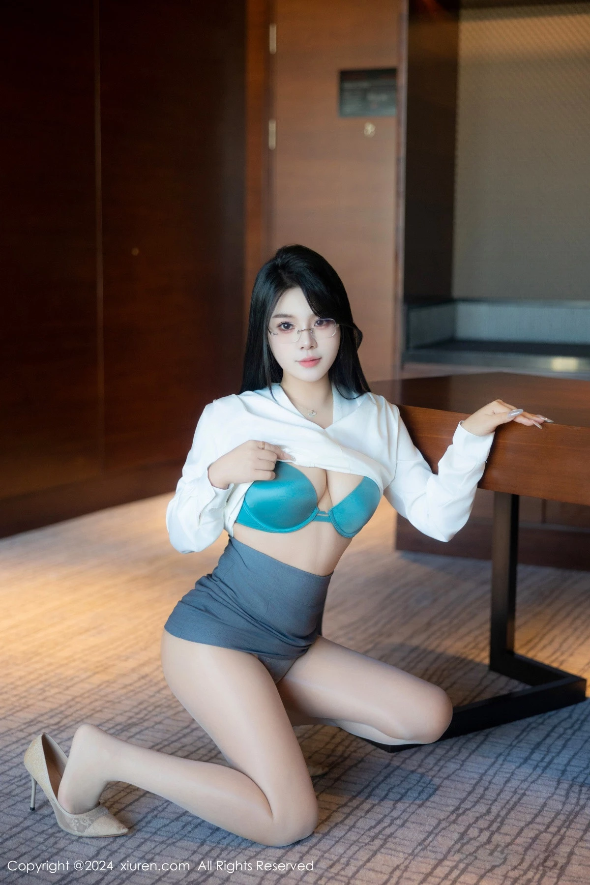 图片[16]-[XiuRen秀人网]第8989期麦田写真-秀人集