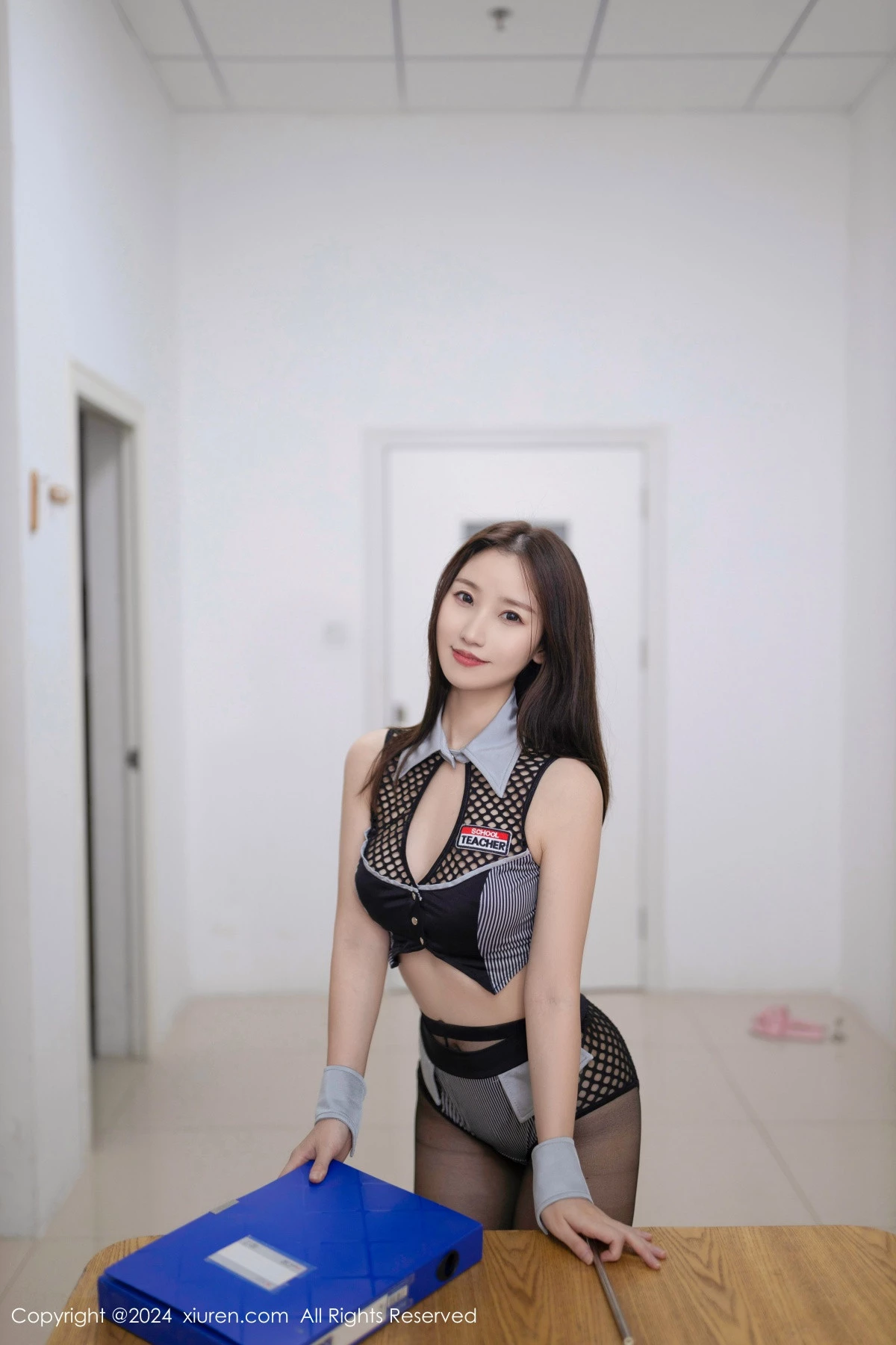 图片[4]-[XiuRen秀人网]第9013期杏子写真-秀人集