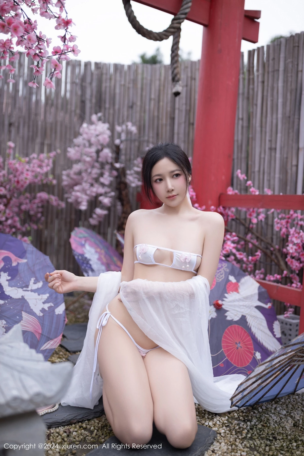 图片[33]-[XiuRen秀人网]第8927期鱼子酱写真-秀人集