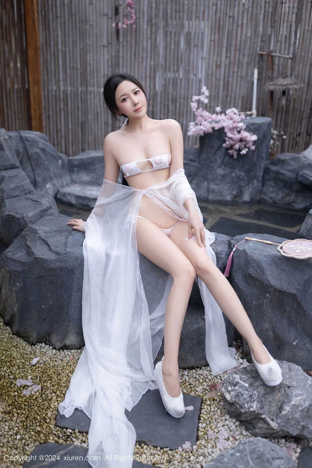 图片[16]-[XiuRen秀人网]第8927期鱼子酱写真-秀人集