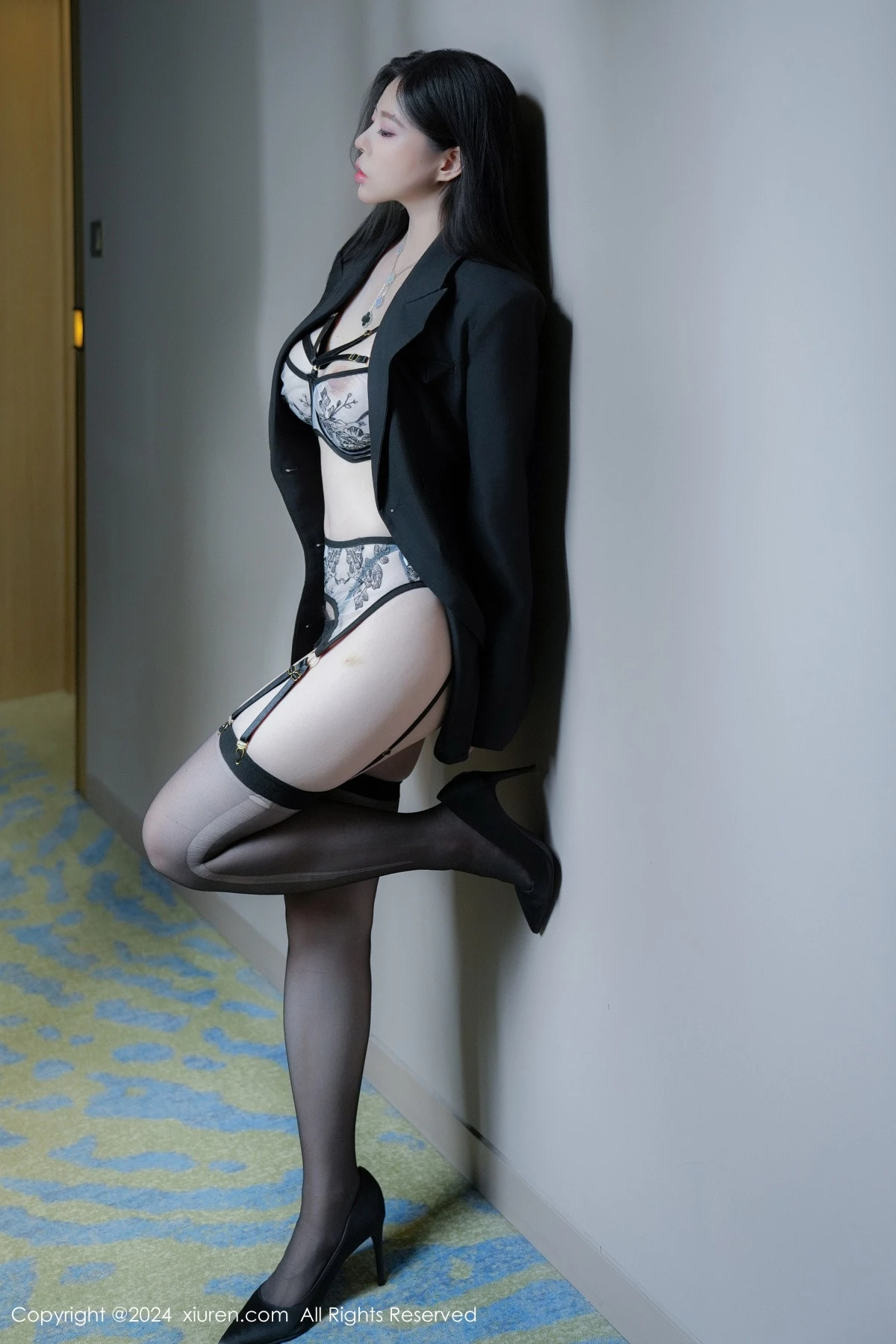 图片[36]-[XiuRen秀人网]第8920期白茹雪写真-秀人集