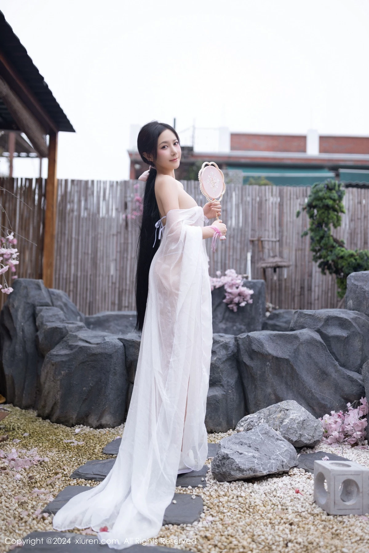 图片[13]-[XiuRen秀人网]第8927期鱼子酱写真-秀人集