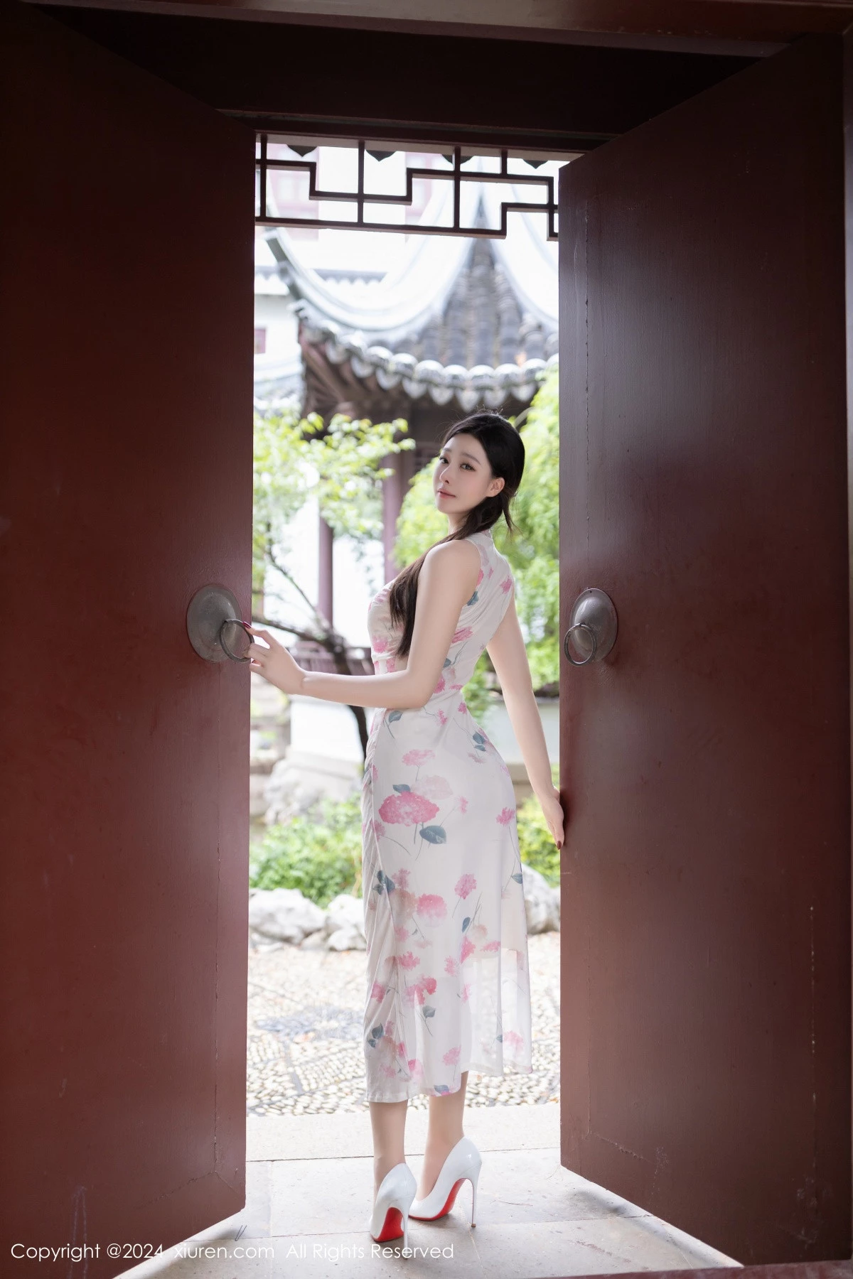 图片[15]-[XiuRen秀人网]第9087期小逗逗写真-秀人集