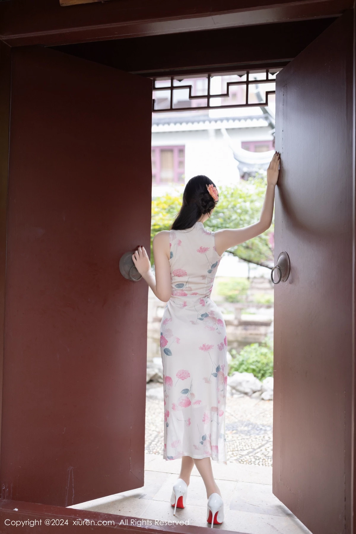 图片[16]-[XiuRen秀人网]第9087期小逗逗写真-秀人集