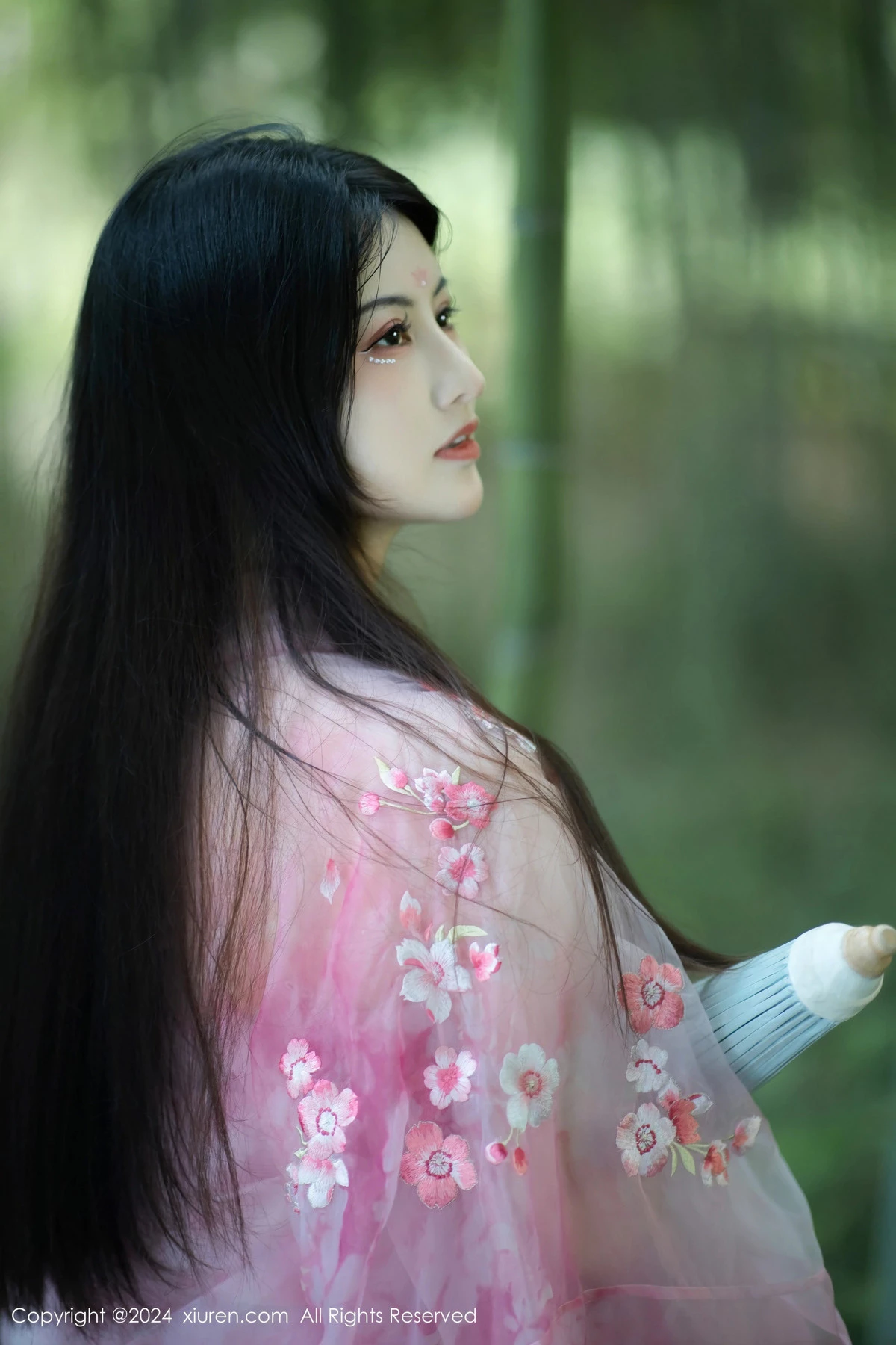 图片[2]-[XiuRen秀人网]第9100期诗诗写真-秀人集